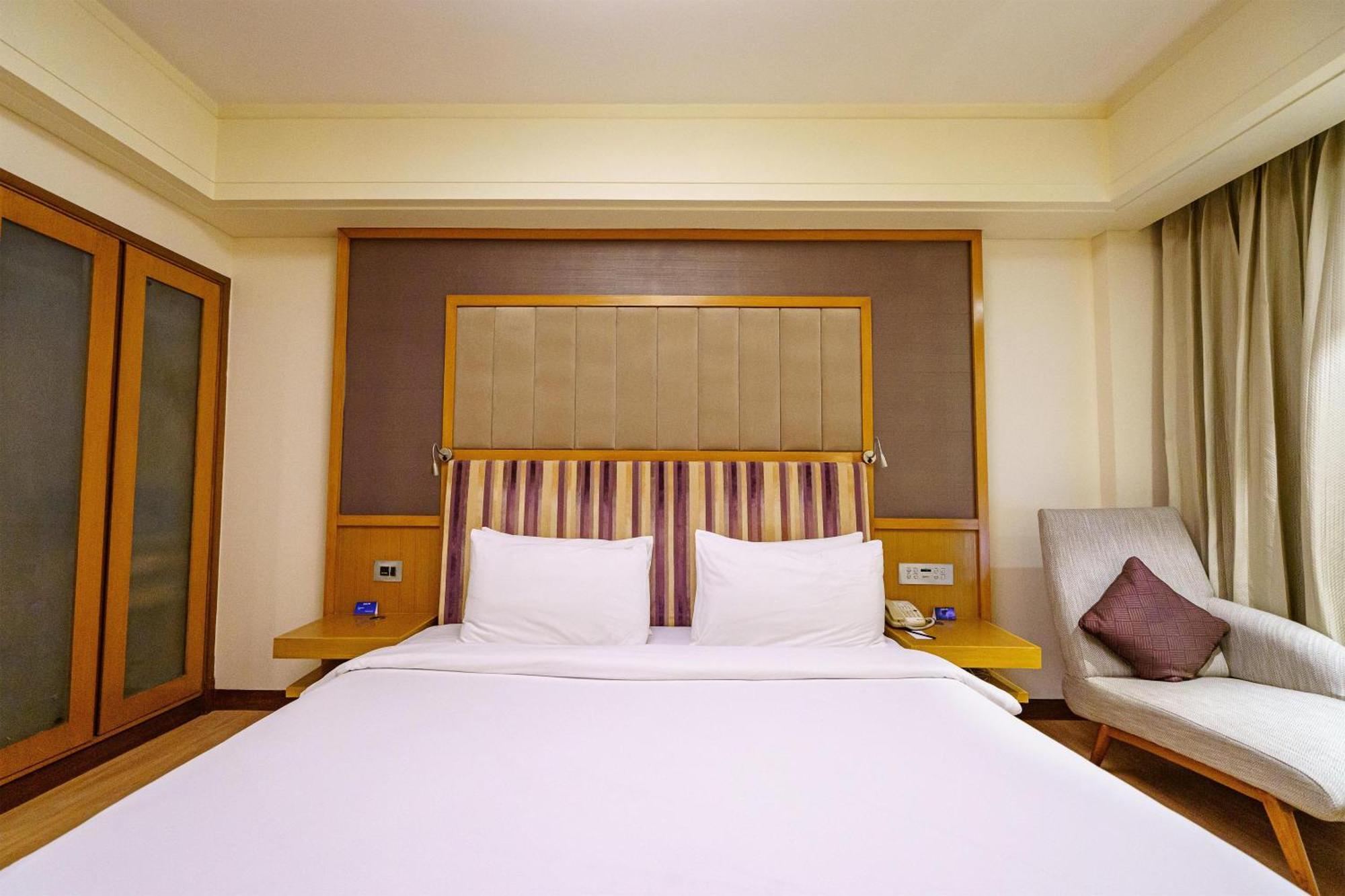 Superior Double or Twin Room of Food & Soft Beverages