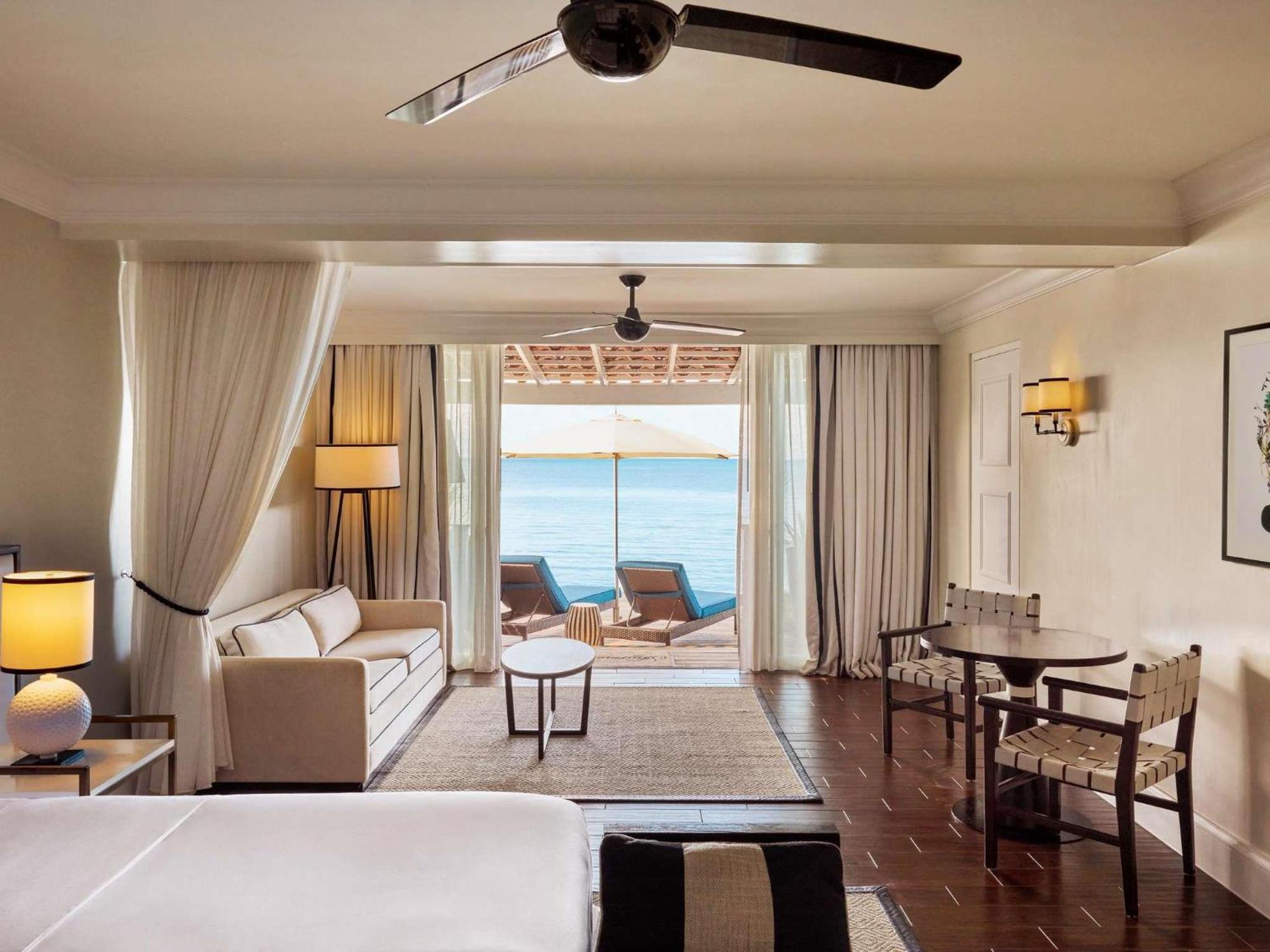 Beachfront King Room Accessible