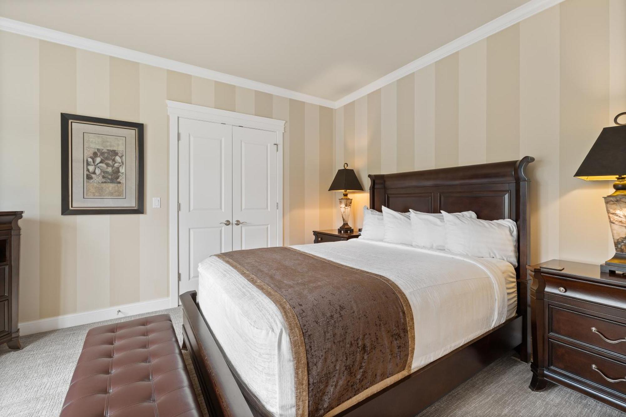 Queen Suite