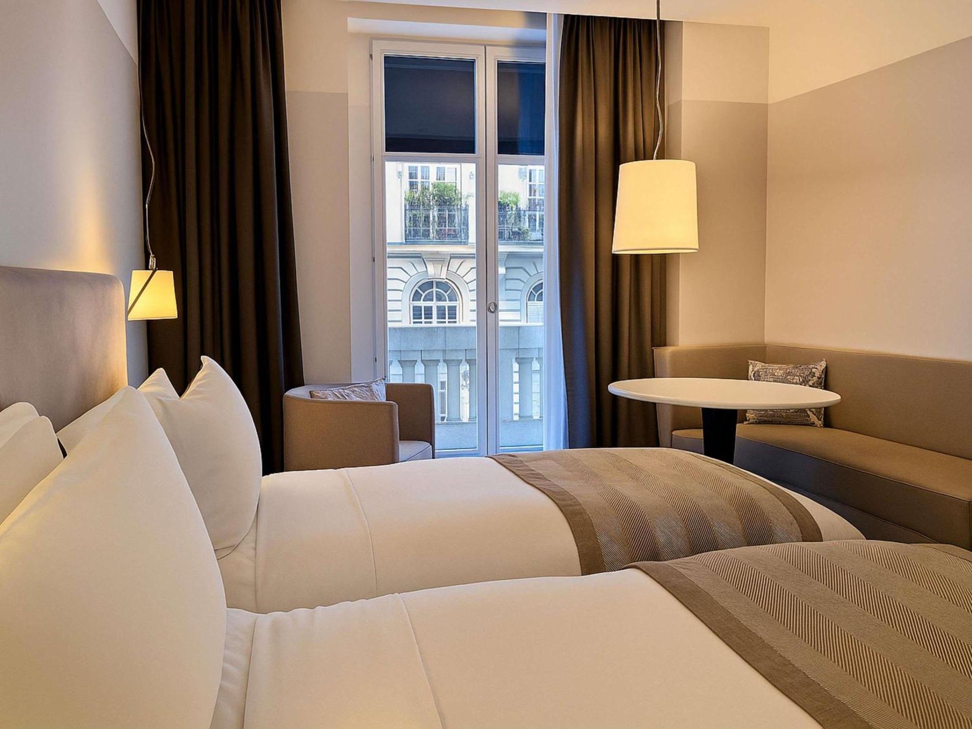 Luxury Room 2 Single Beds