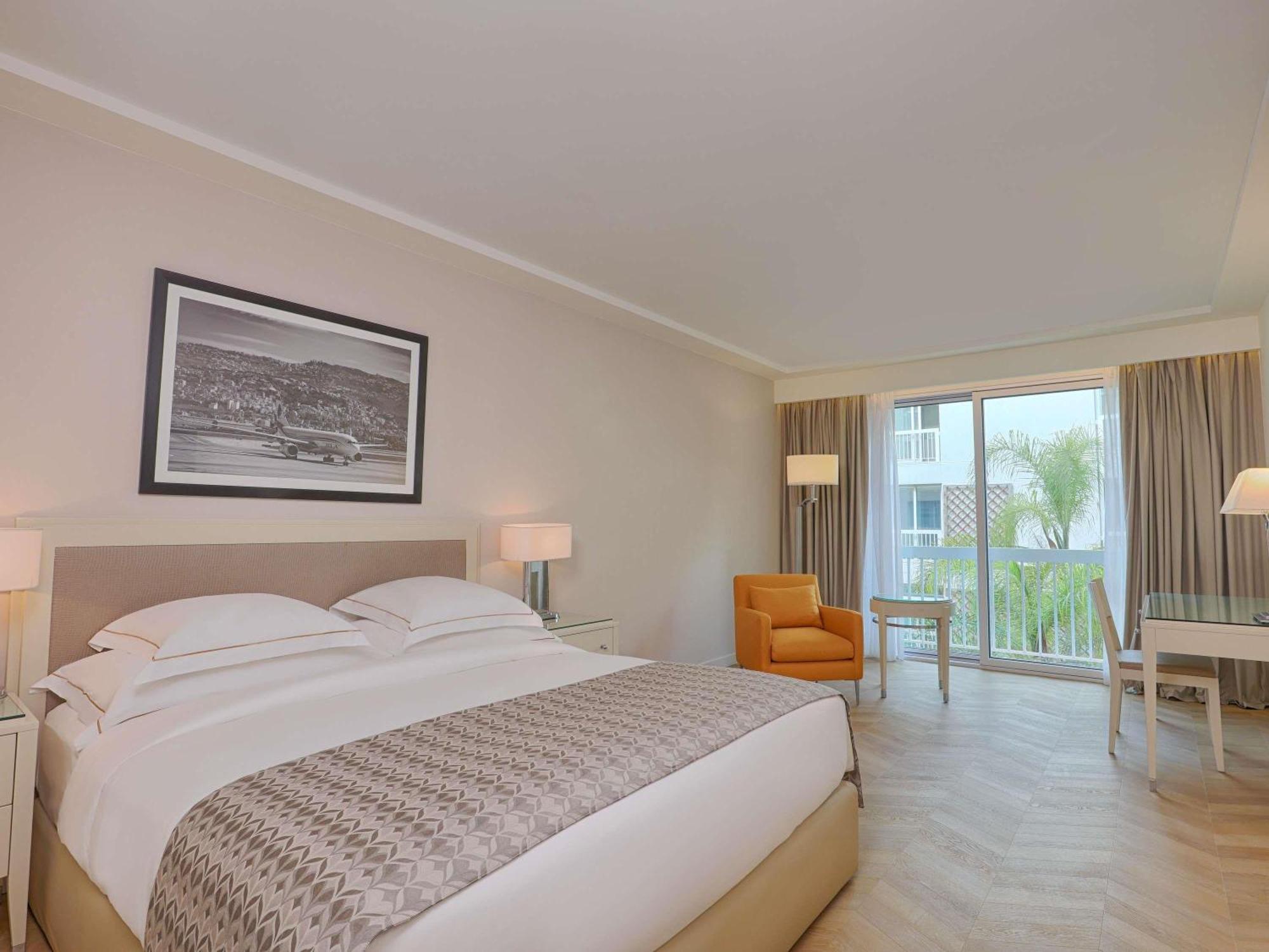Executive King Room