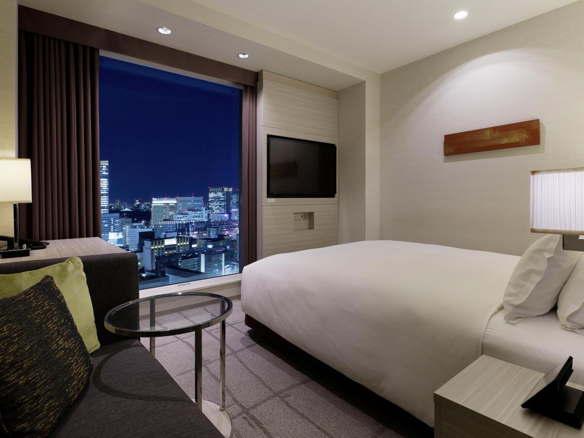Superior Queen Room with Tokyo Tower View from Bath - Non-Smoking