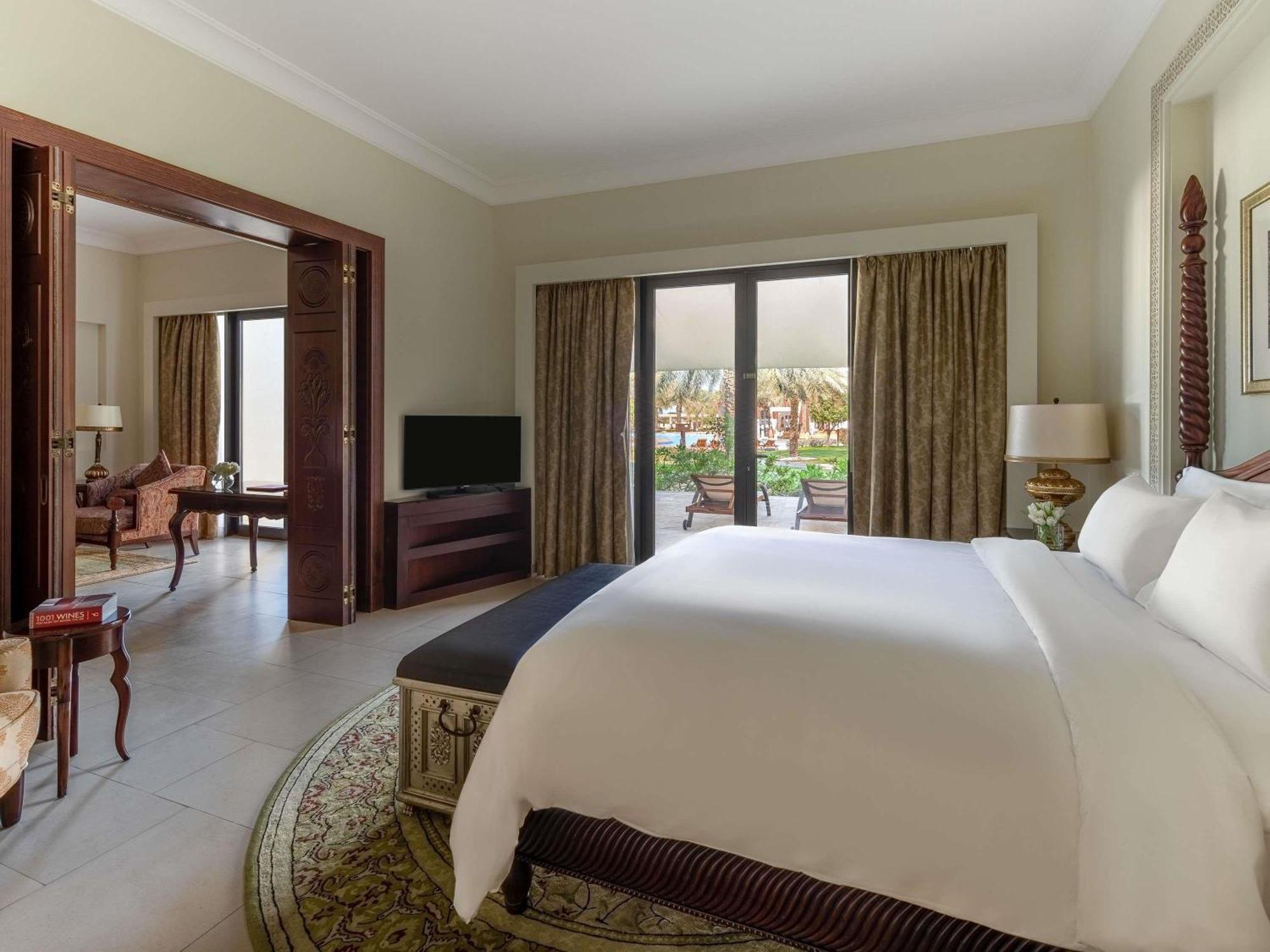 Prestige Suite with terrace and garden view
