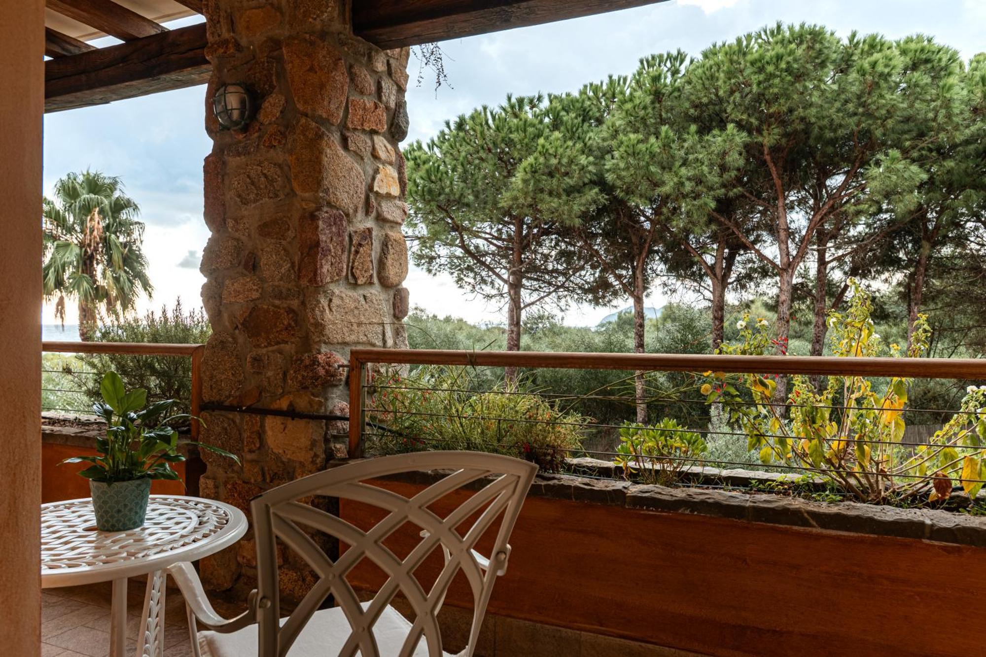 Superior Double Room Garden Side