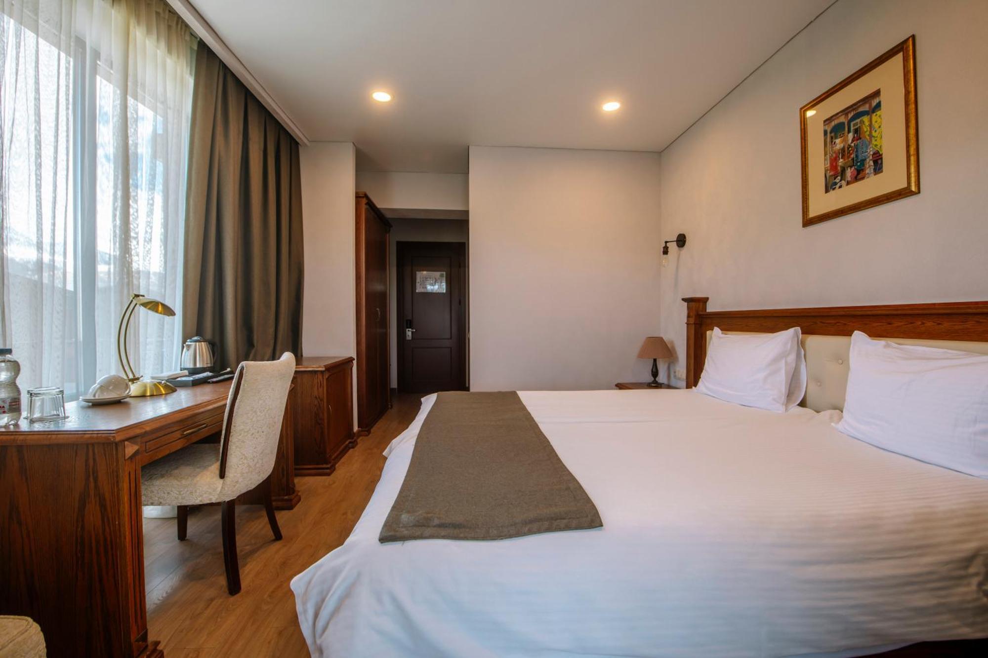 Deluxe Double or Twin Room Balcony