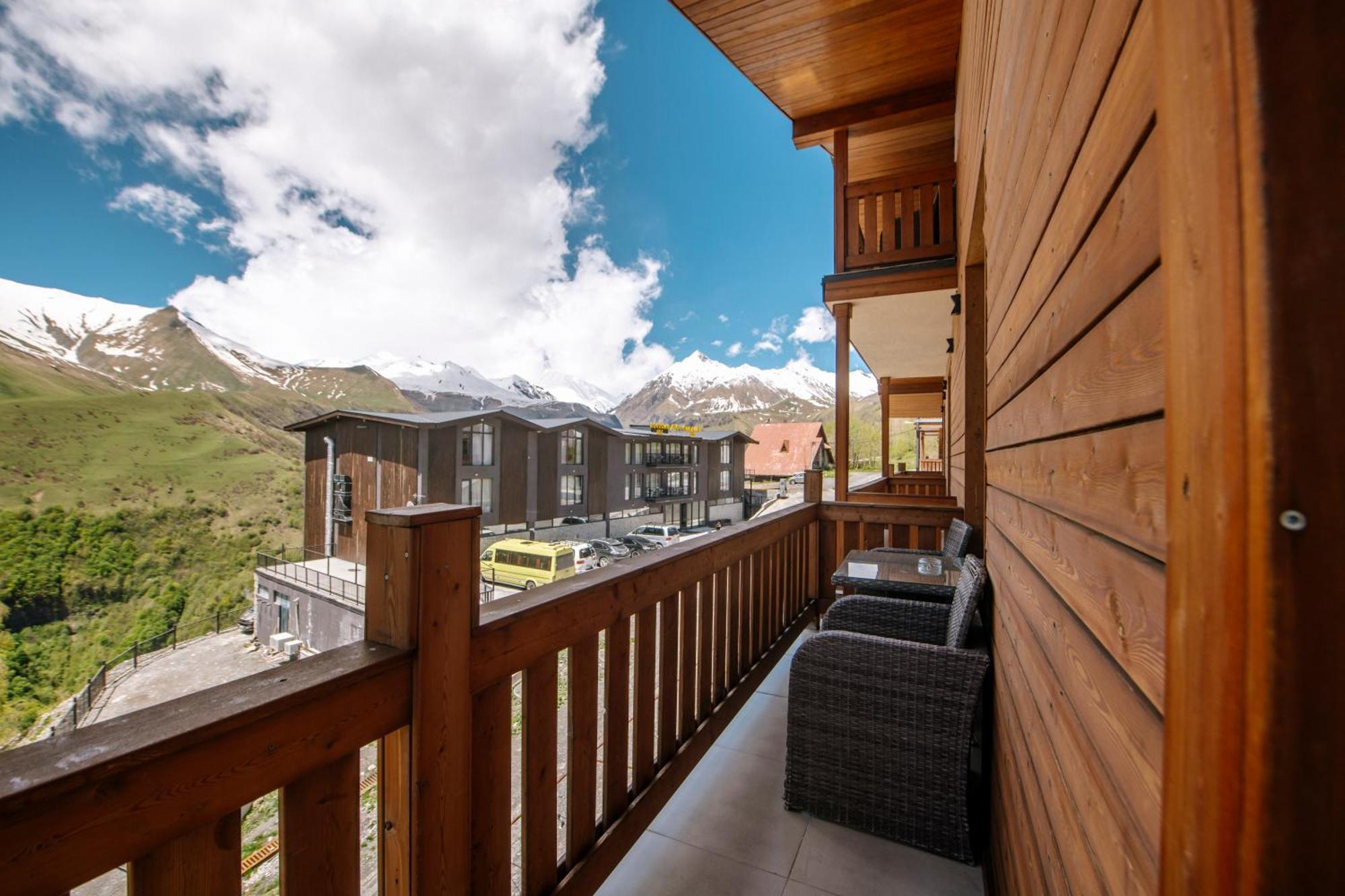 Deluxe Double or Twin Room Balcony