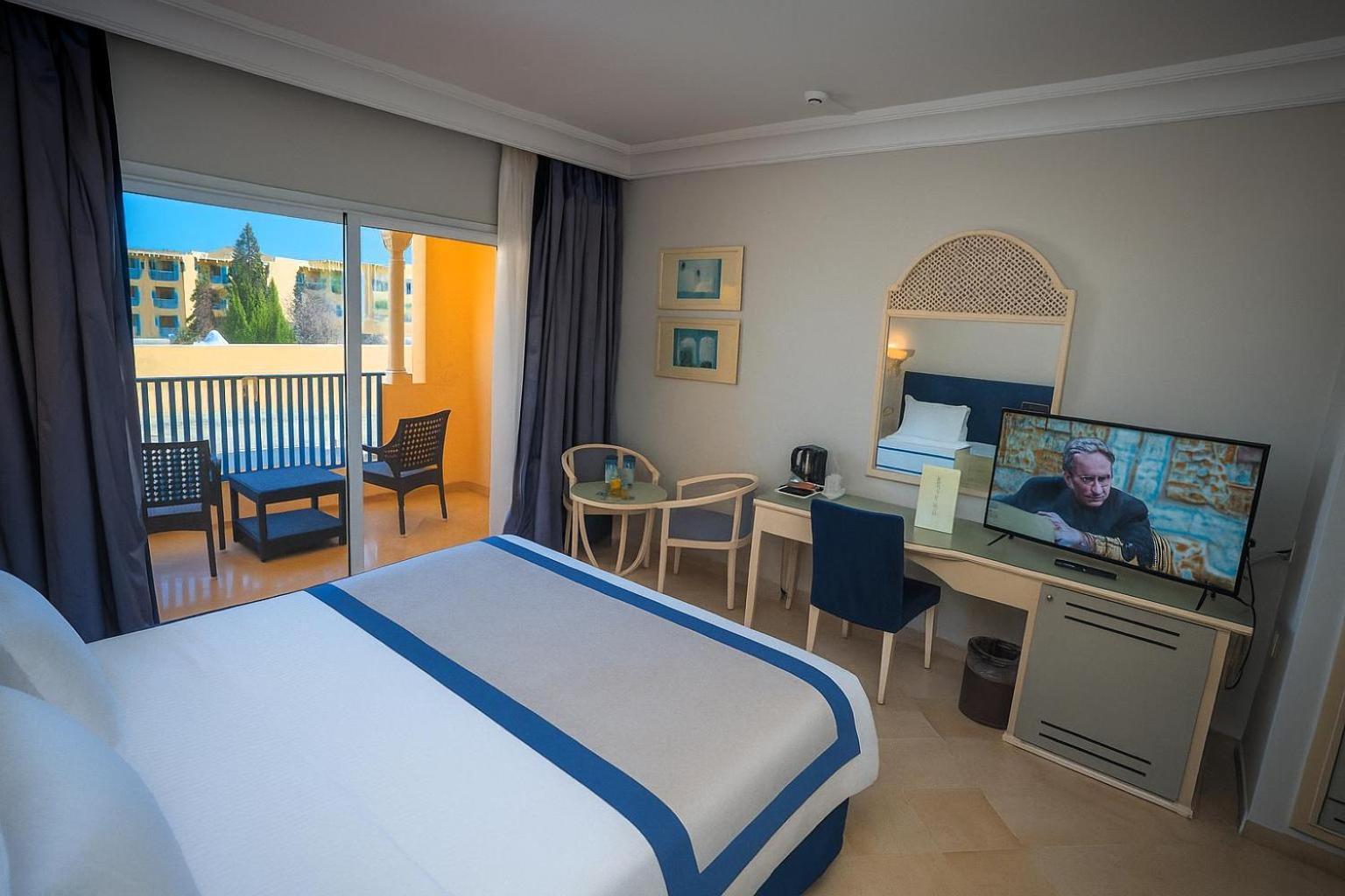 Superior King Room