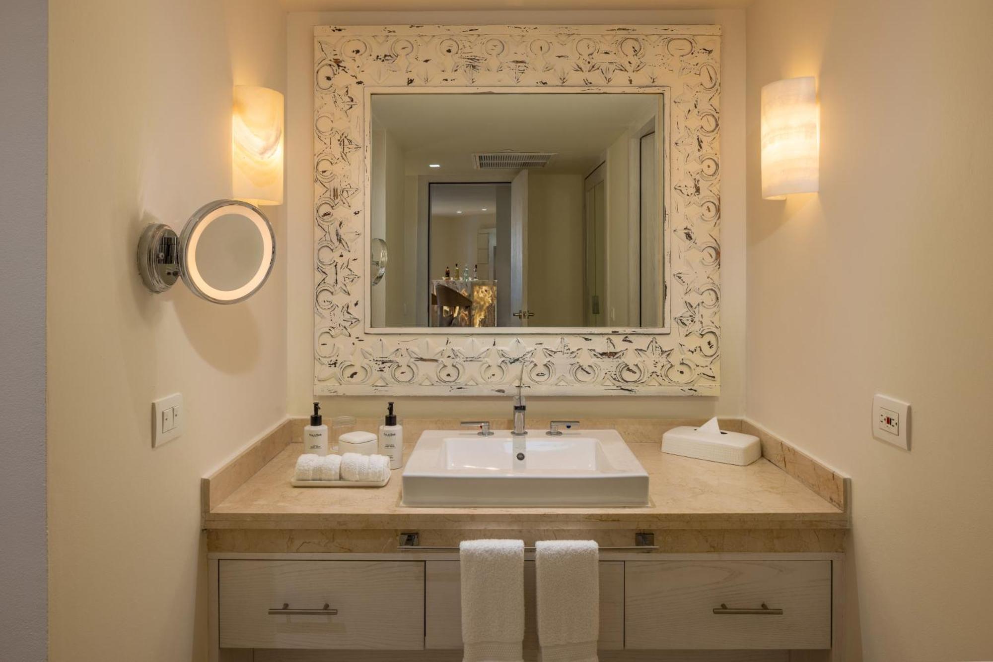 Two Bedroom Presidential Suite Ocean View Kids & Teens