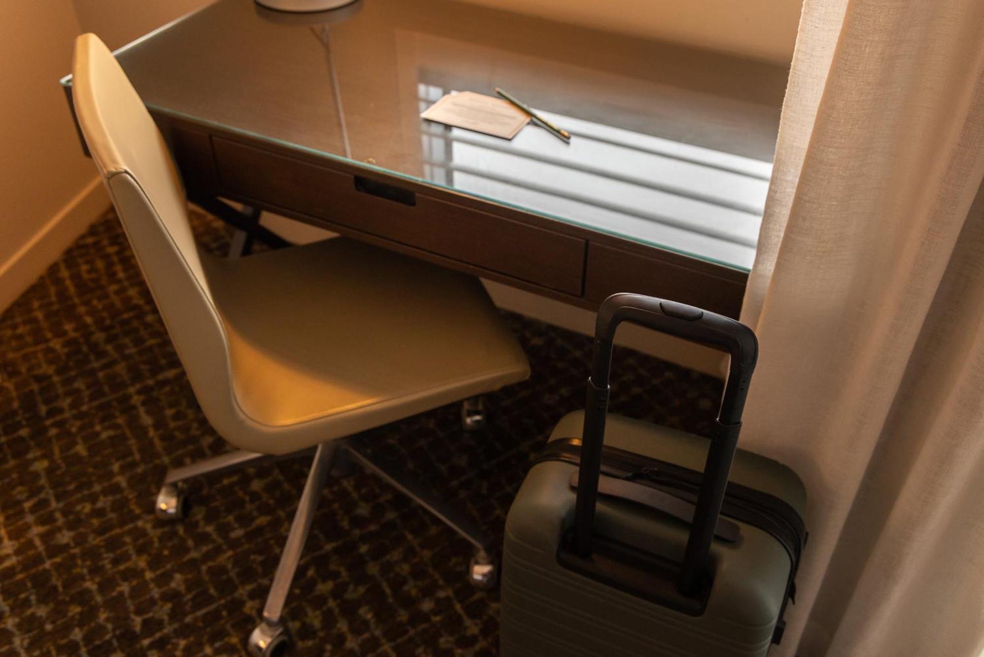 Deluxe Guest Room