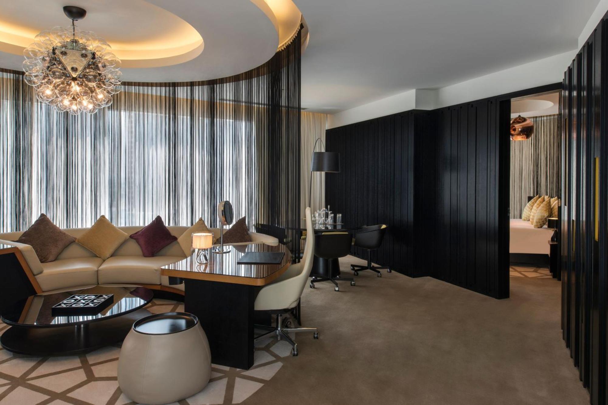 W Suite – King Size City View Beach Access