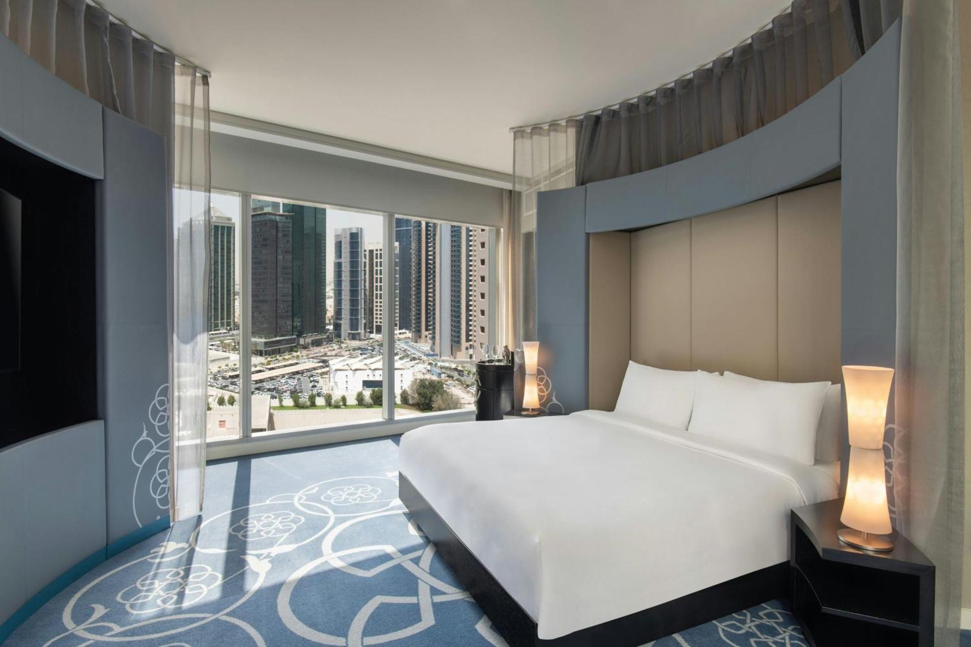 Urban Suite – King Size City View Beach Access
