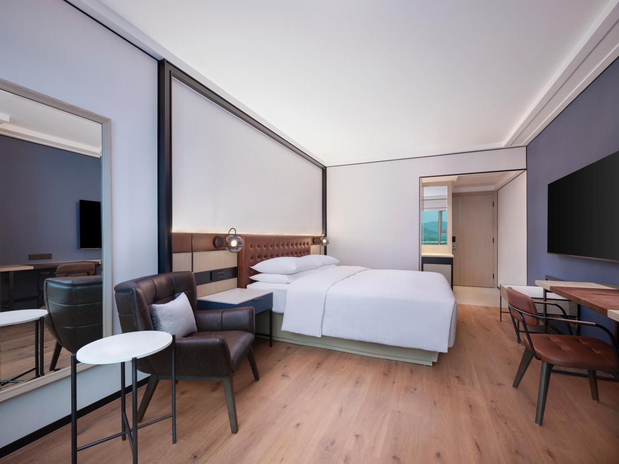 Premium RoomGuest Room 1Queen