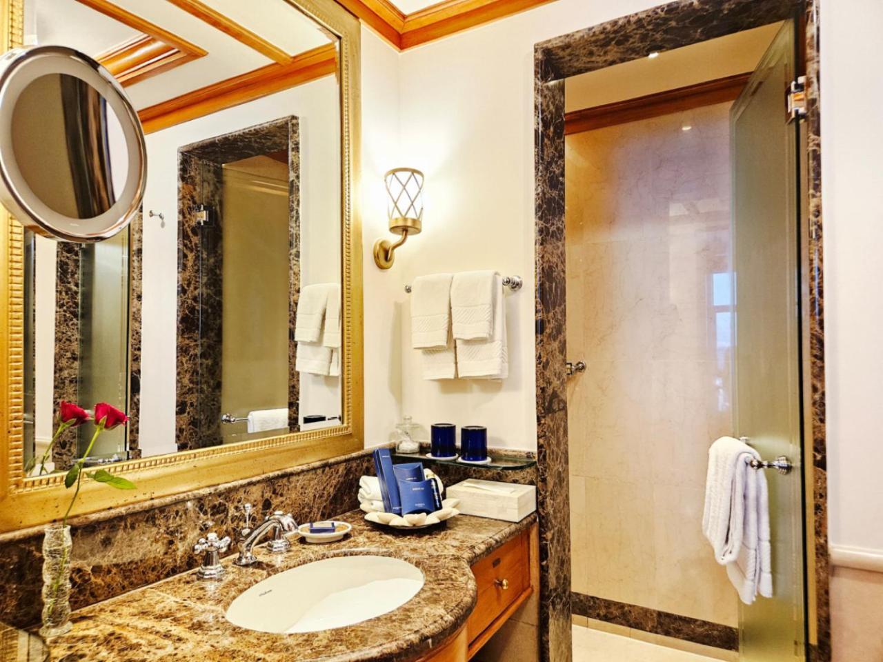 Deluxe Room with Garden View (Twin)