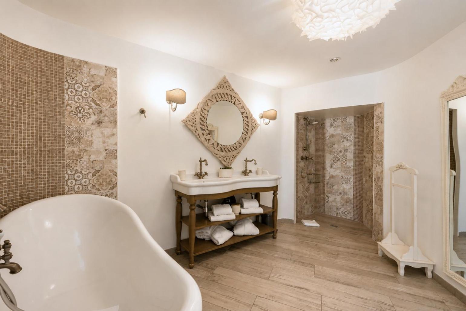 Junior Suite avec Terrasse et Jacuzzi