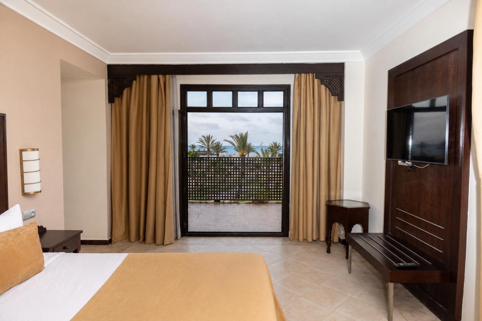 Double or Twin Room Garden View