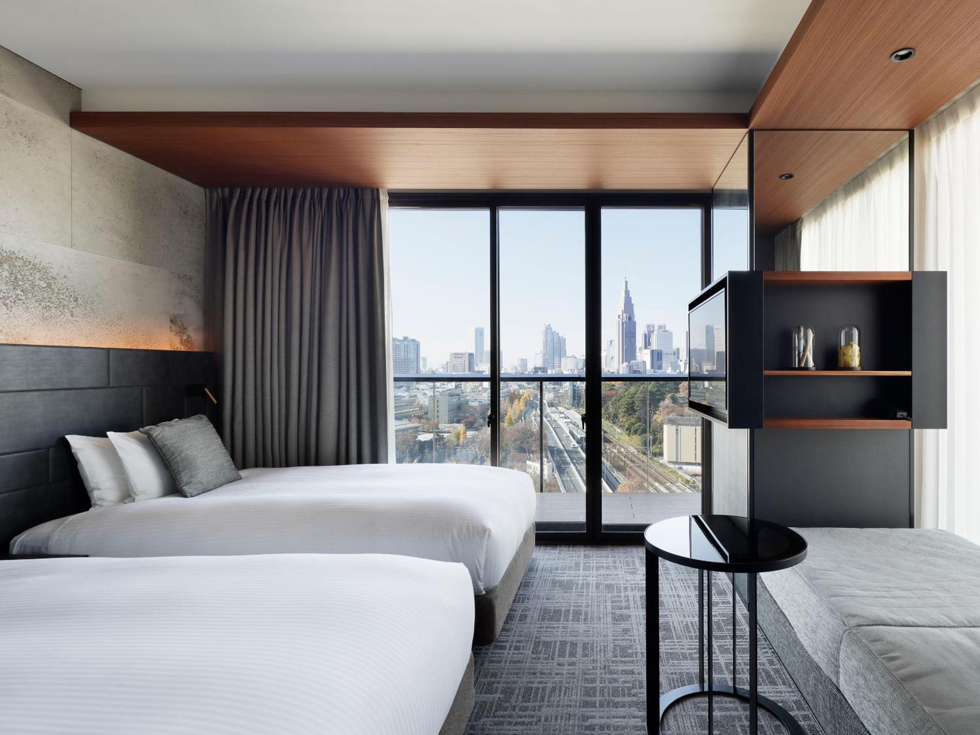 Superior Corner Twin Room Balcony