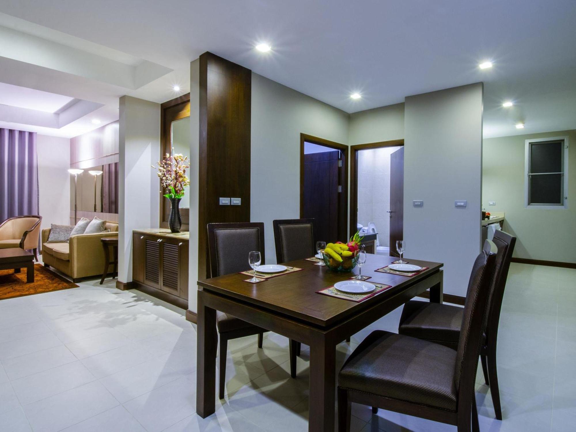 Executive King Suite