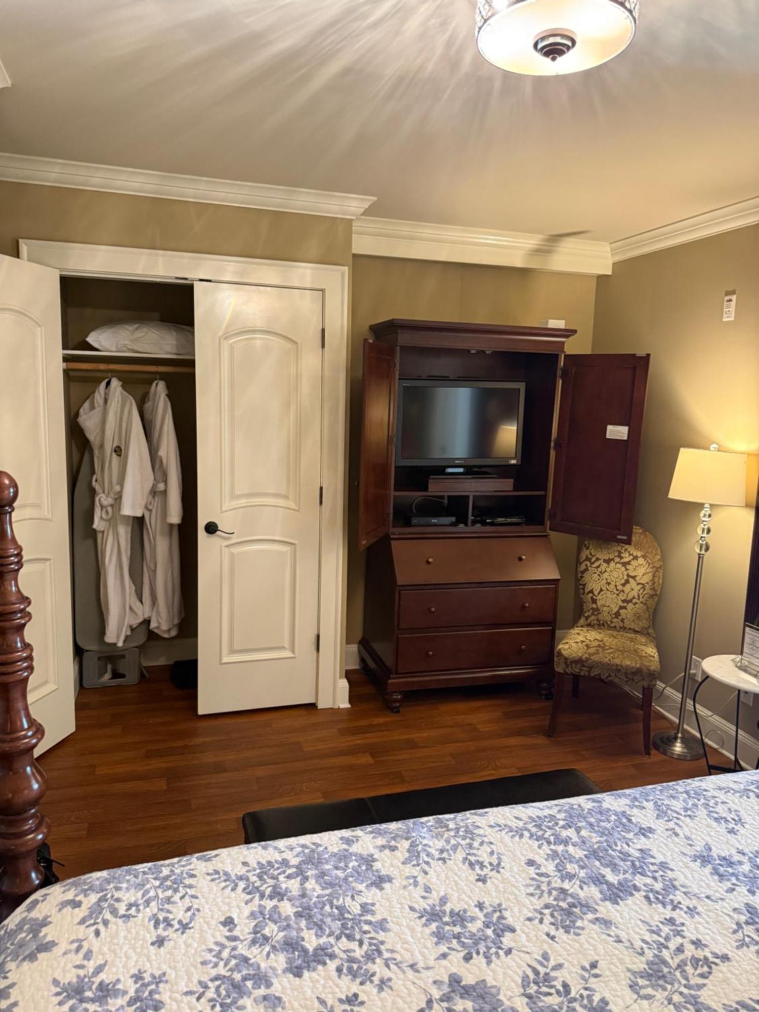 King Room