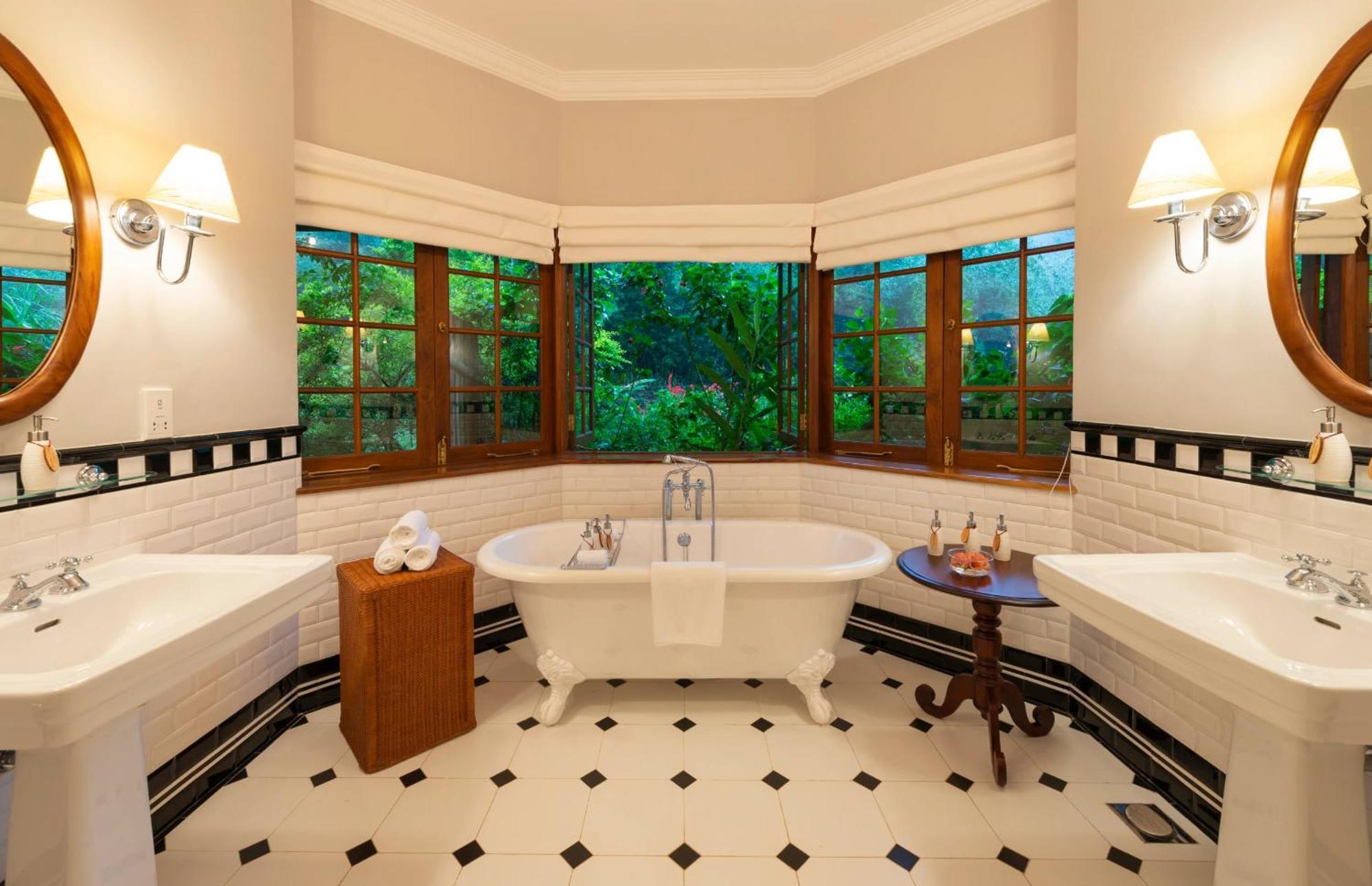 Estate Suite