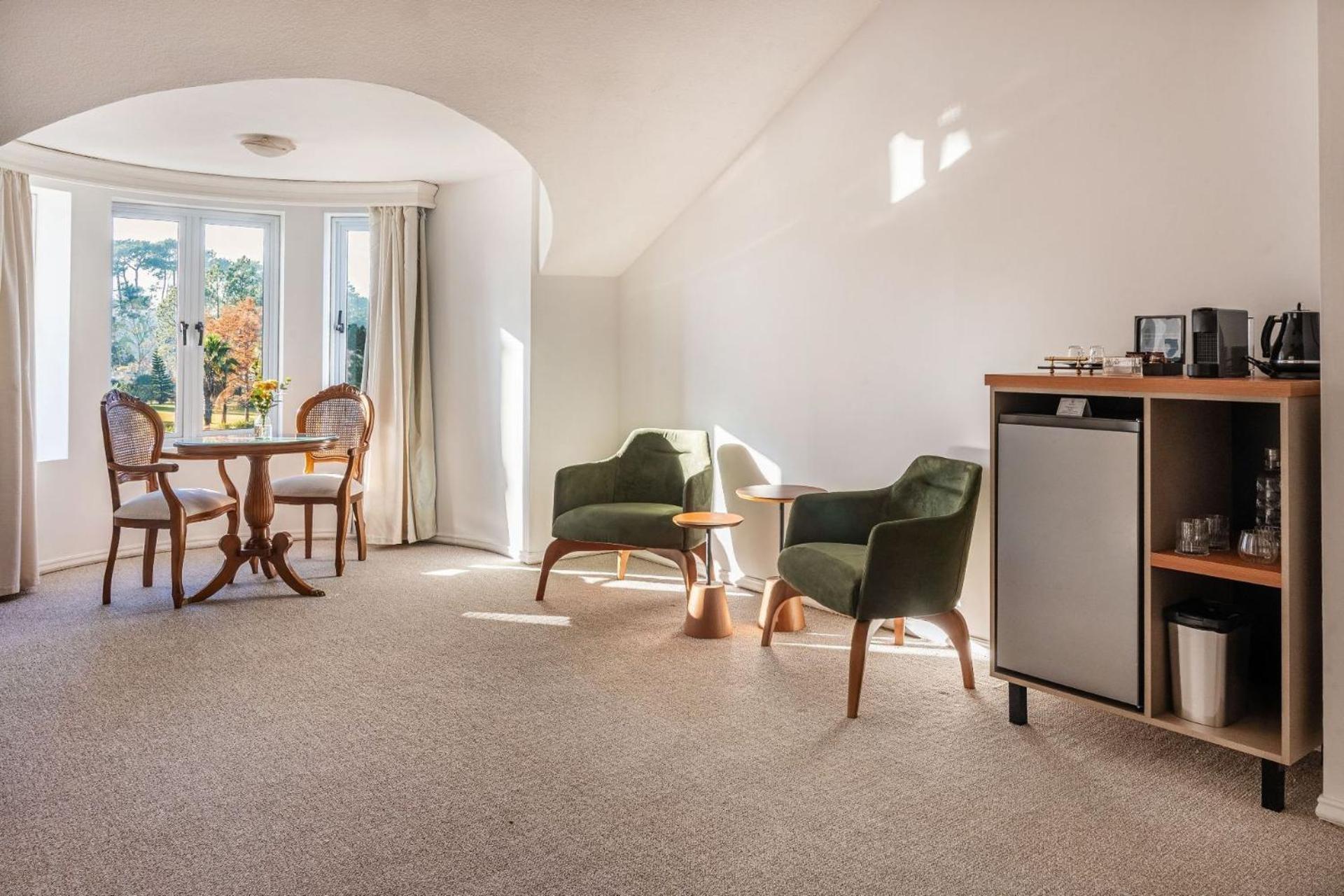 Junior Suite with Garden View