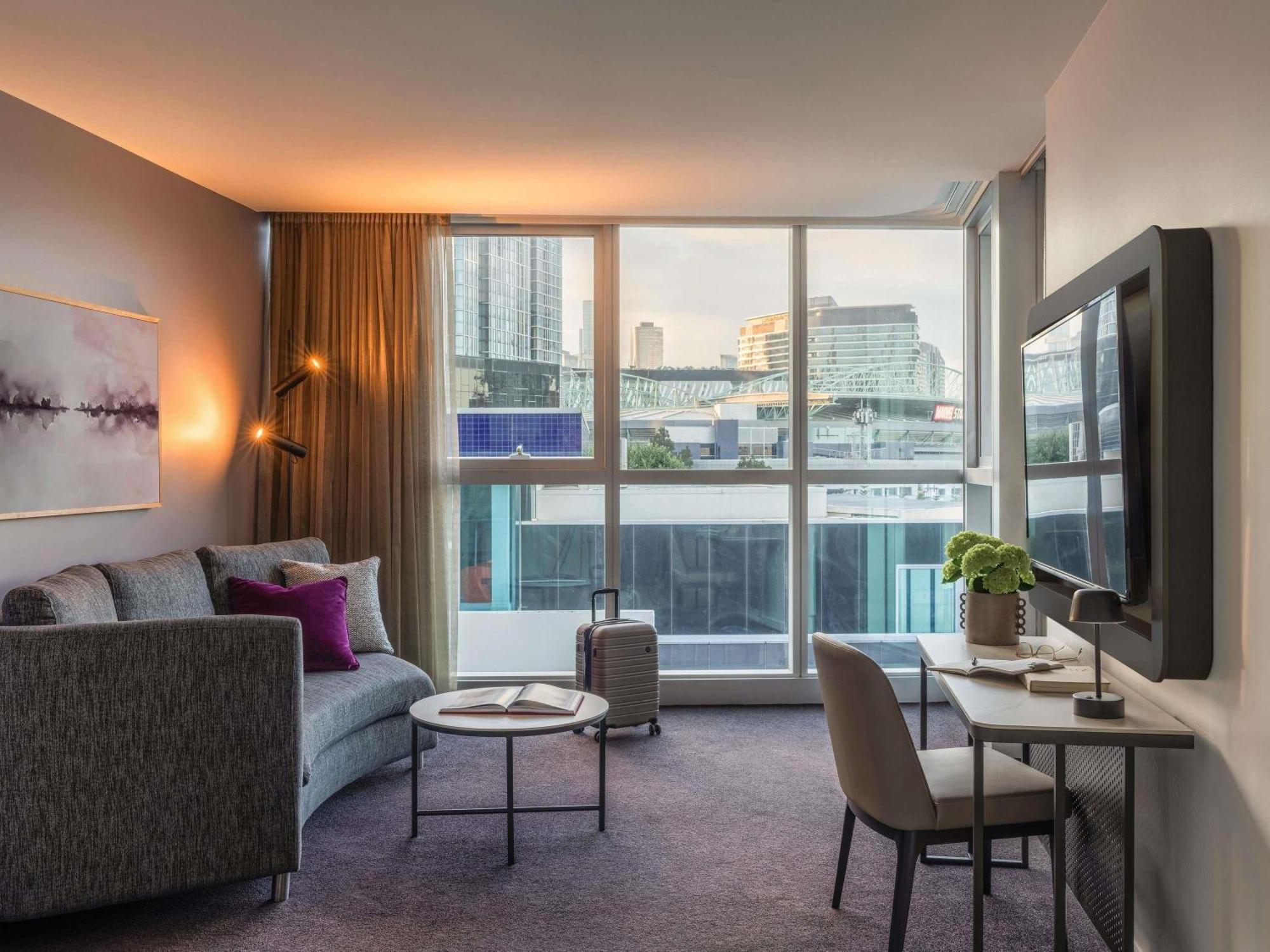 One-Bedroom Apartment Water View