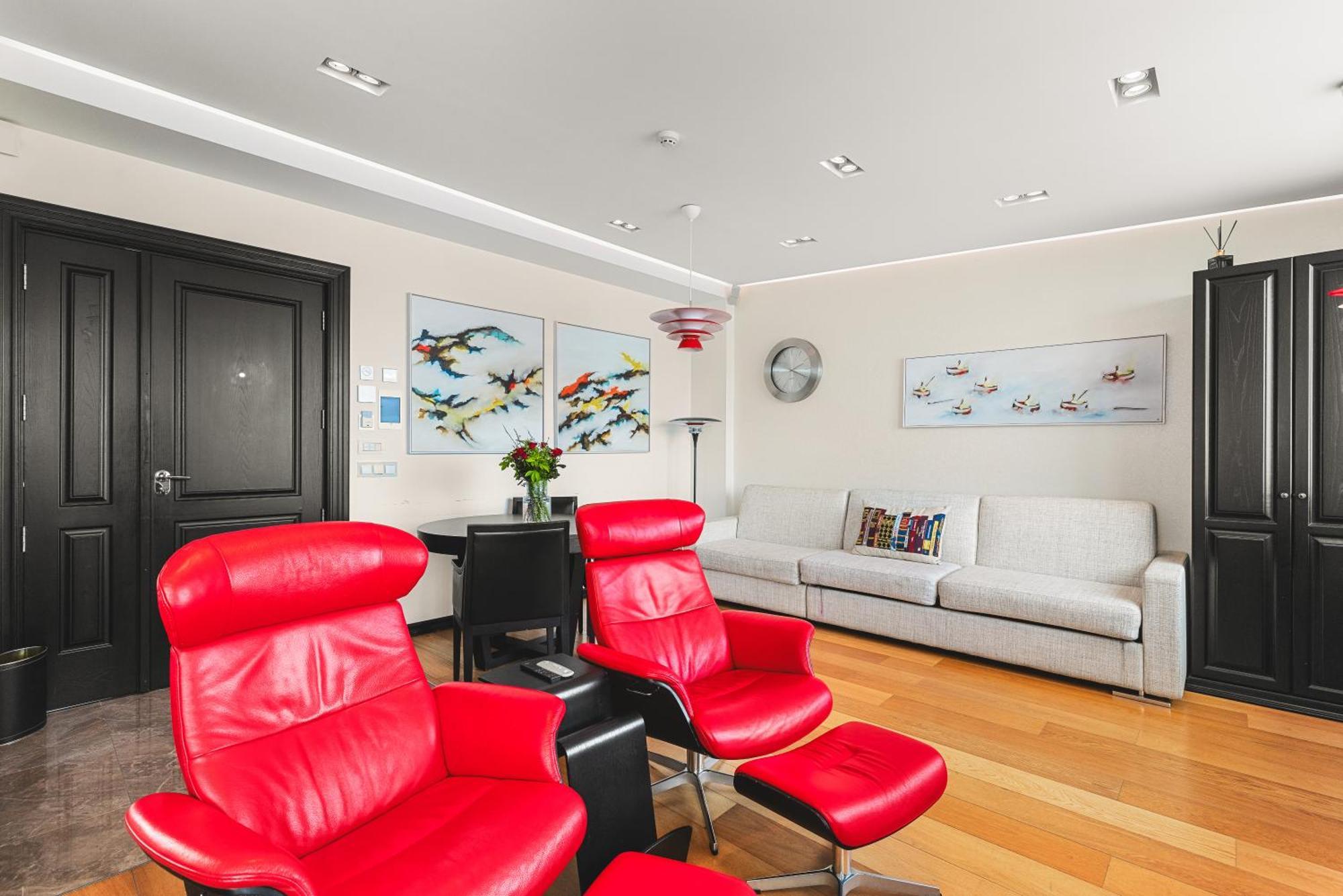 Executive Suite
