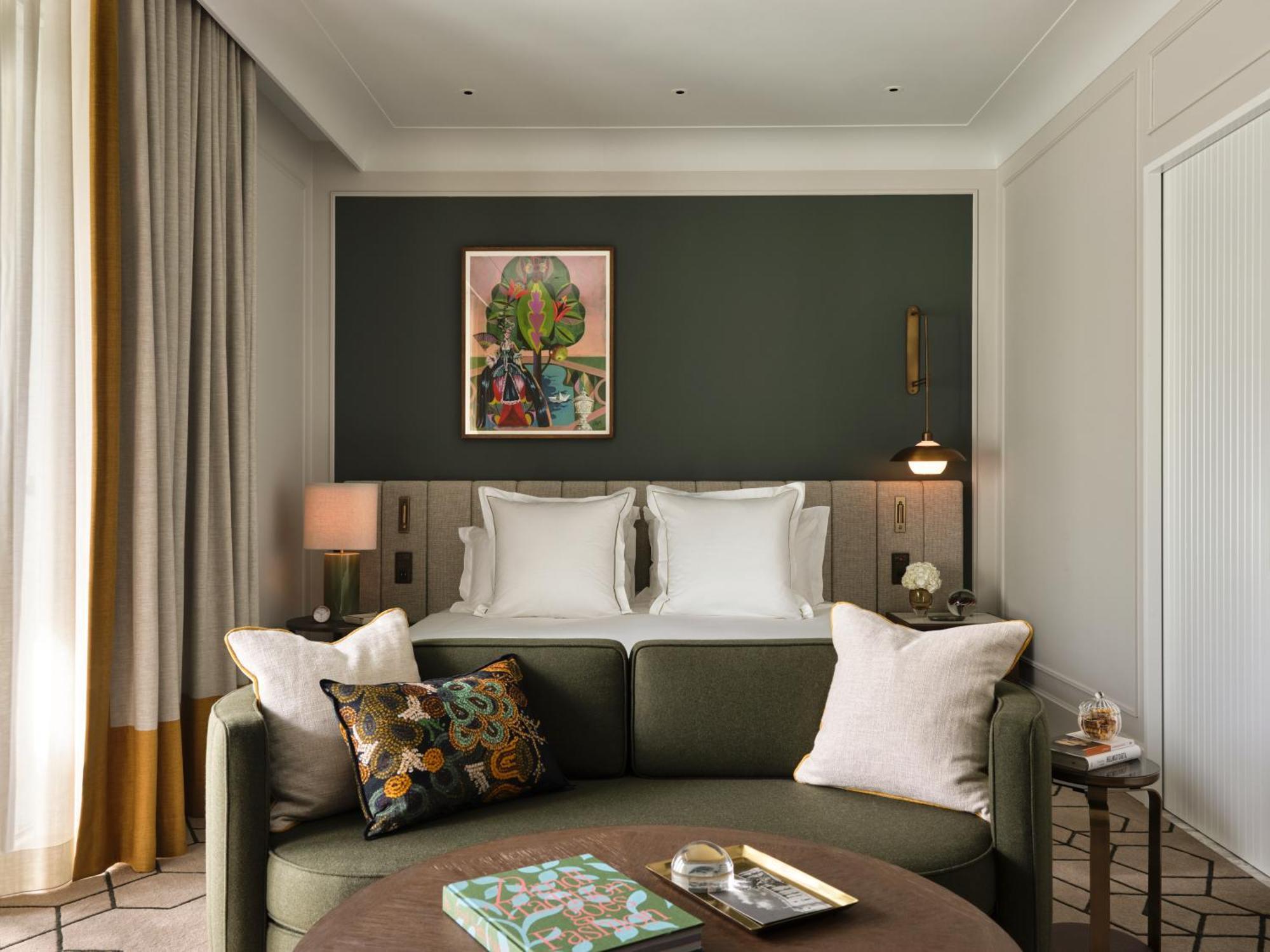 Premier Room King