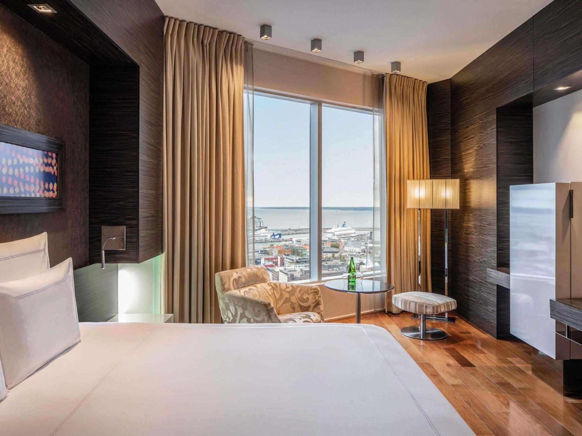 Swiss Executive King Room Harbour View,1773683118:JPEG