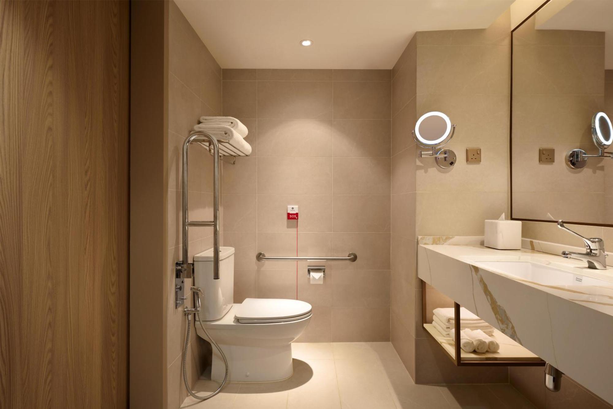 Twin Room Pool View Accessible