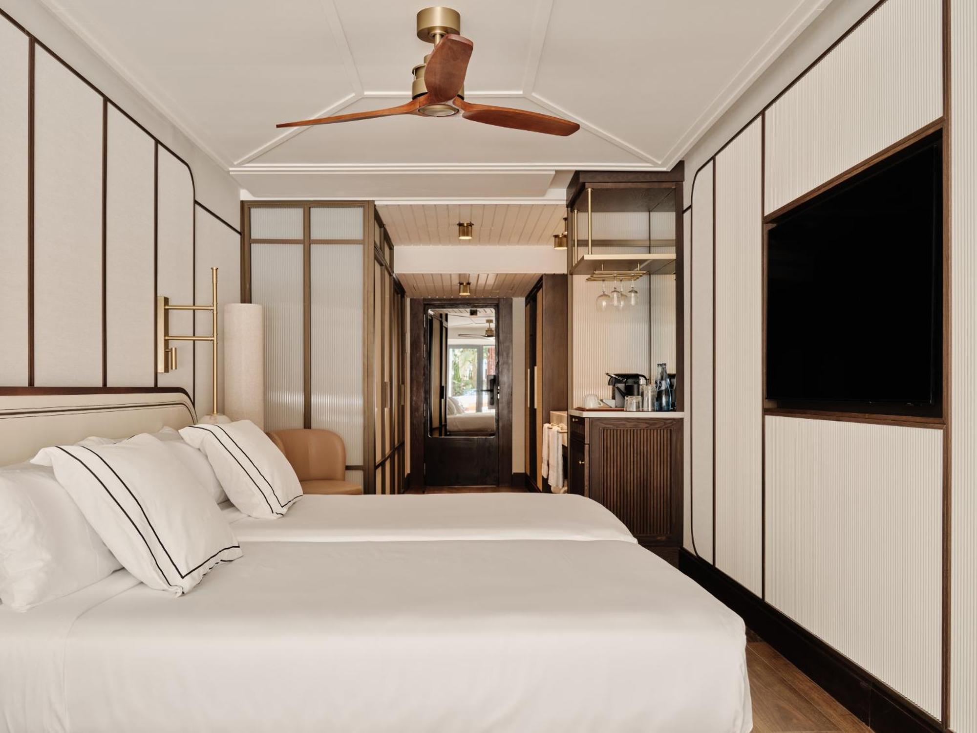 Botanical Junior Suite