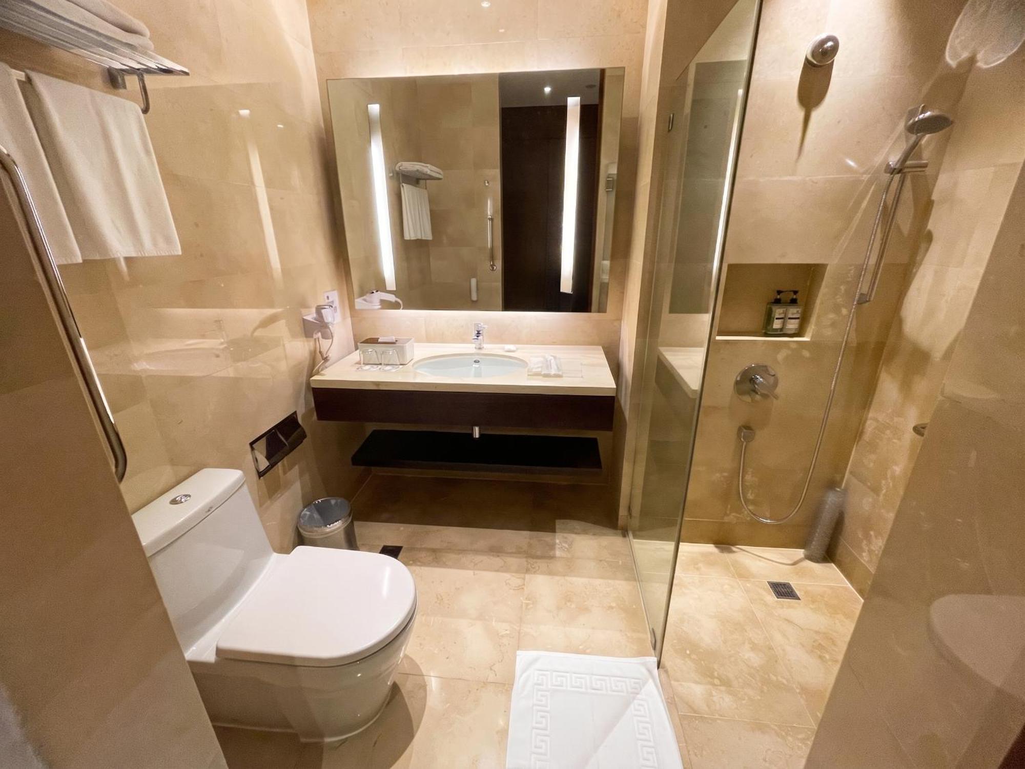 Superior King Room