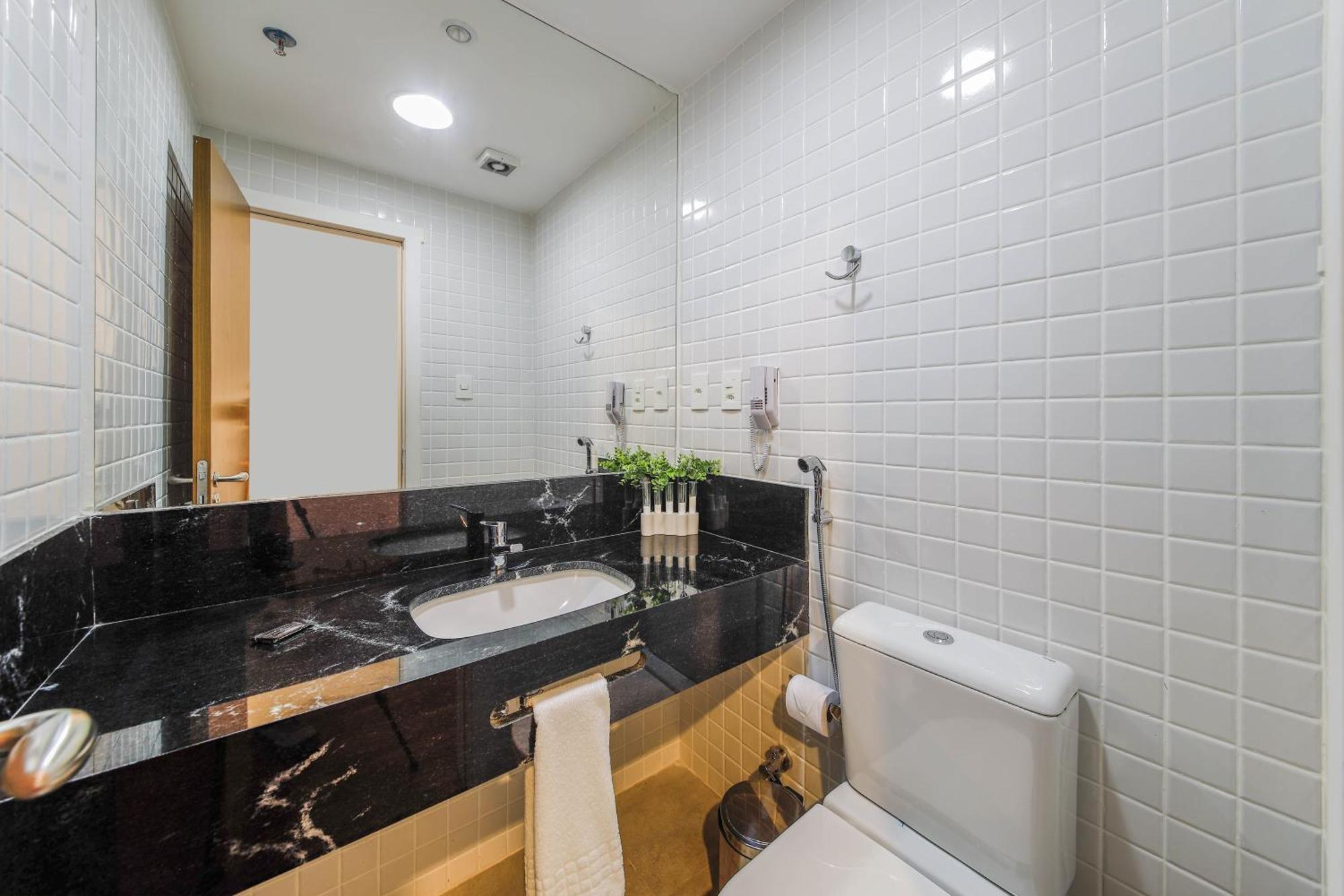 King Room Spa Bath