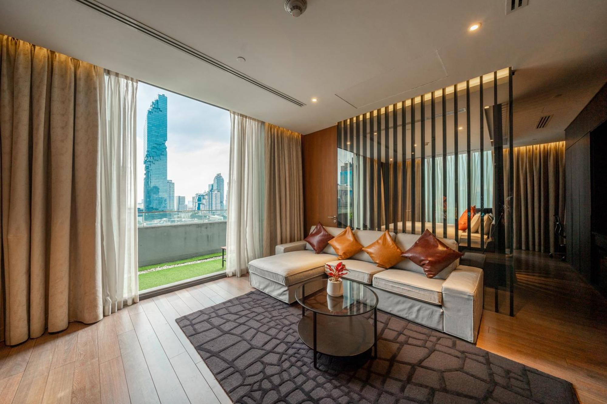 AMARA SUITE Lounge Access Benefits