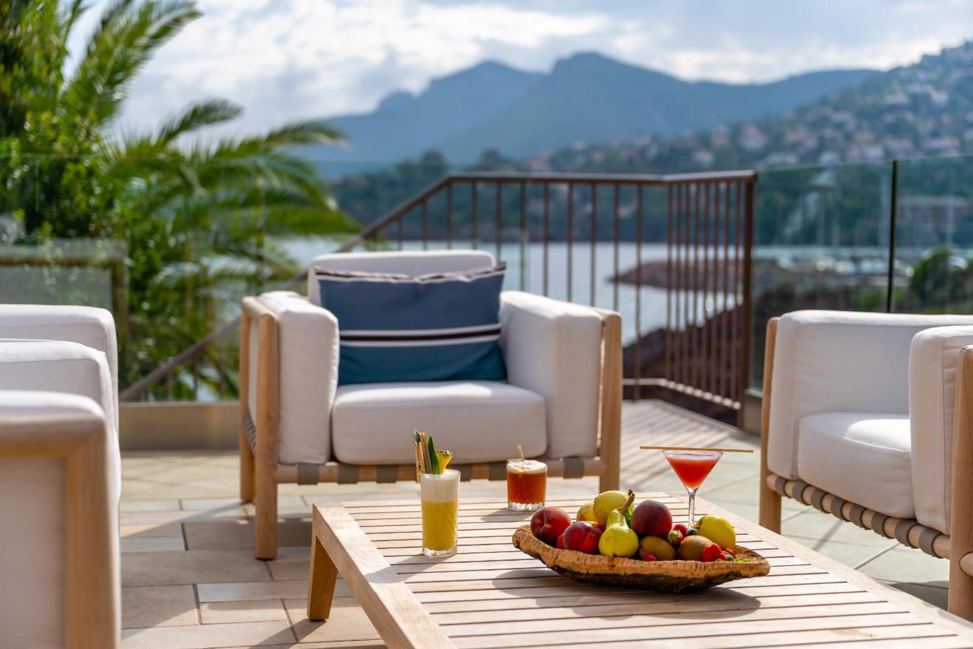 Three-Room Villa Sea View or Terrace or Hot Tub,1774421782:JPEG