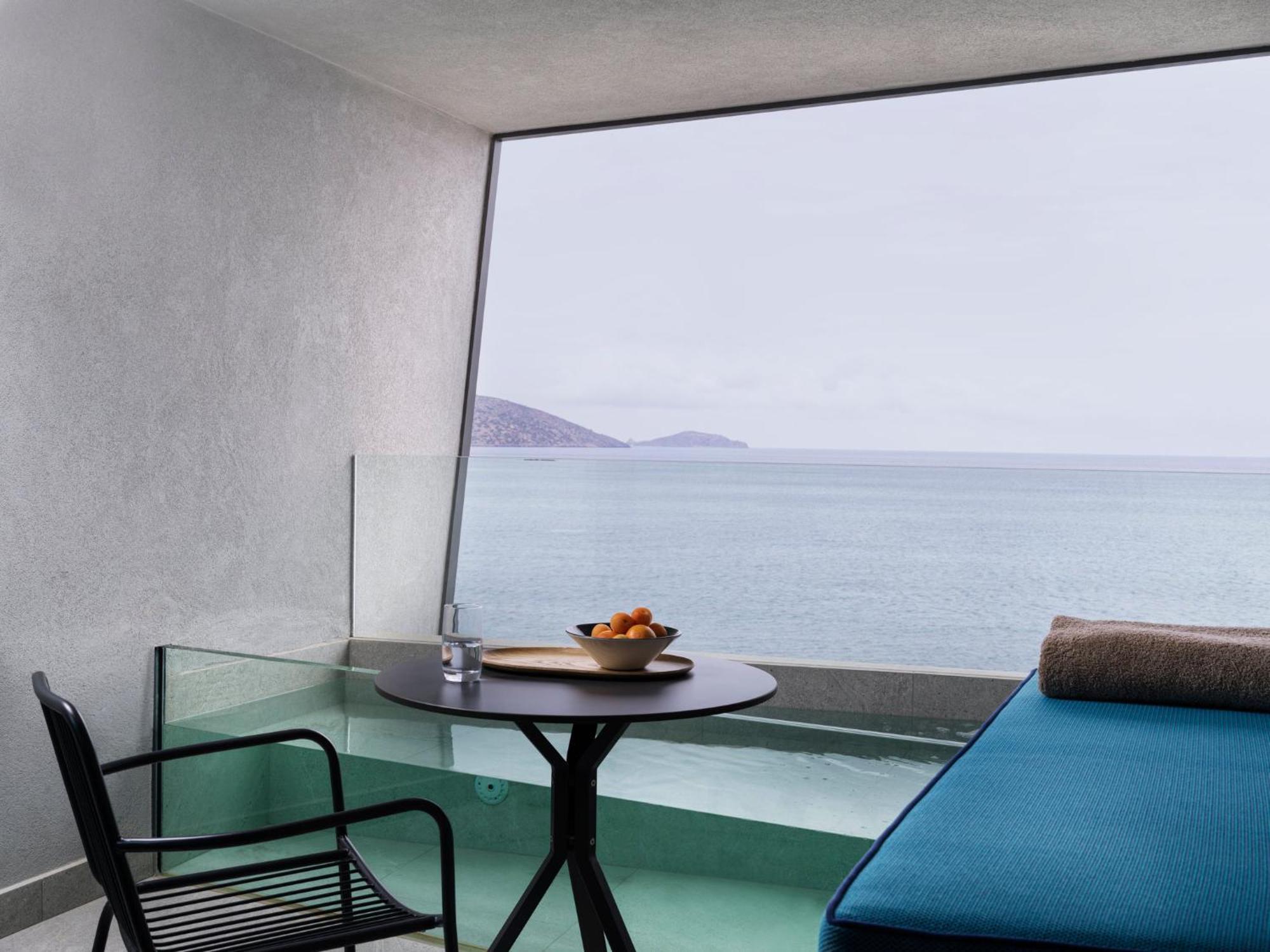 Premium Twin Room with Private Plunge Pool - Sea View