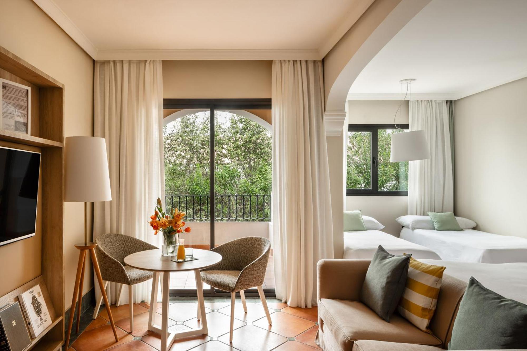 Premium Family Room (4 Adults)