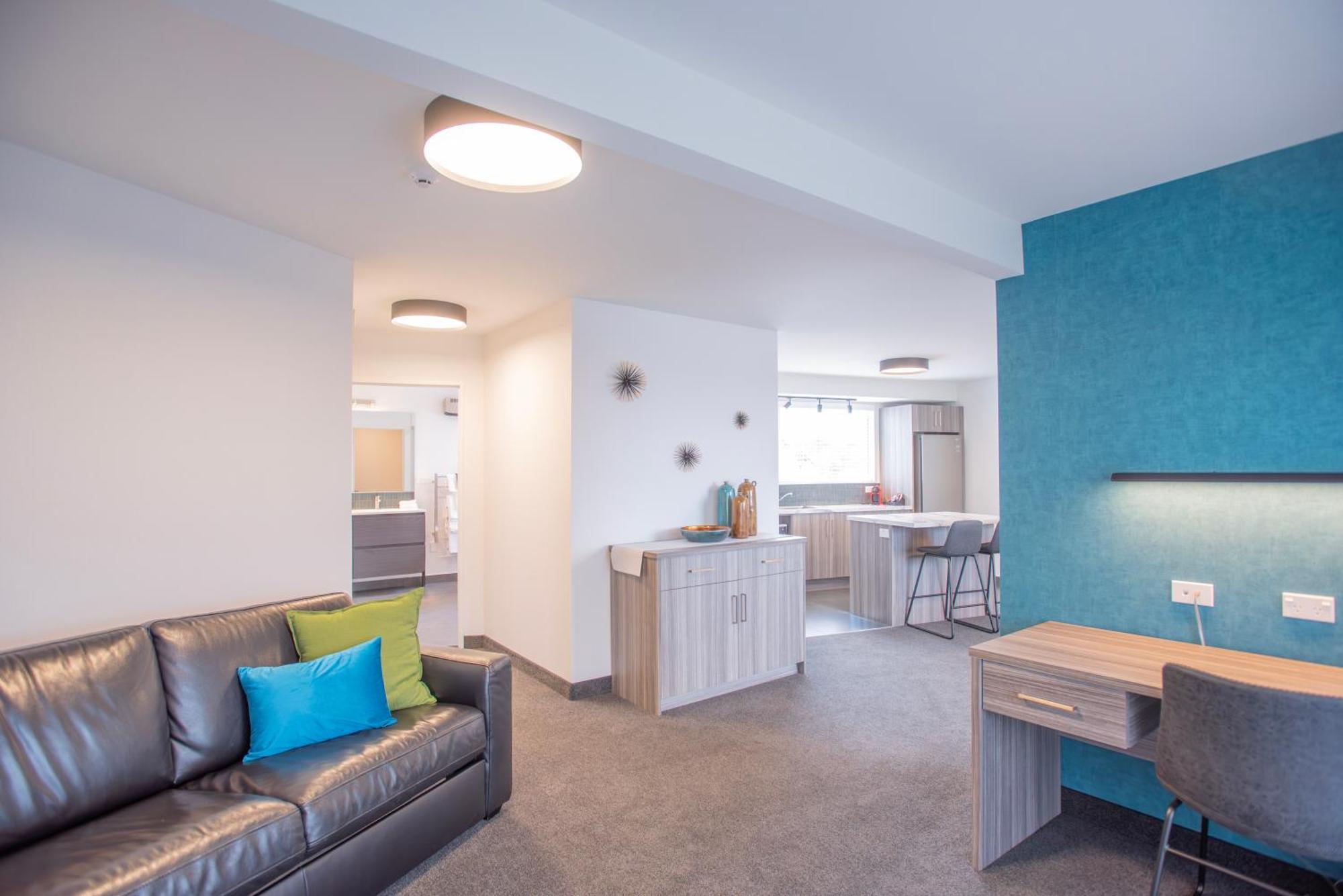 Luxury Suite with Spa Bath