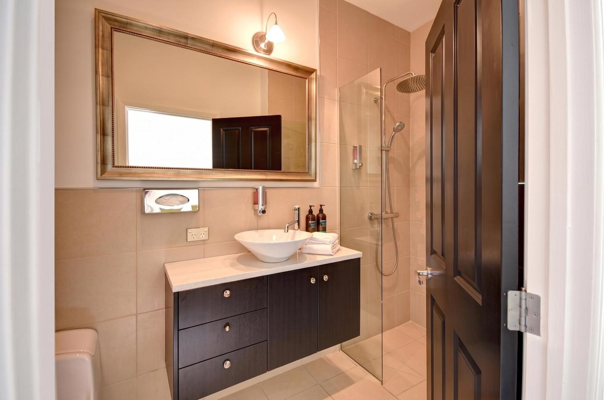 2 Bedroom Inner City Apartment