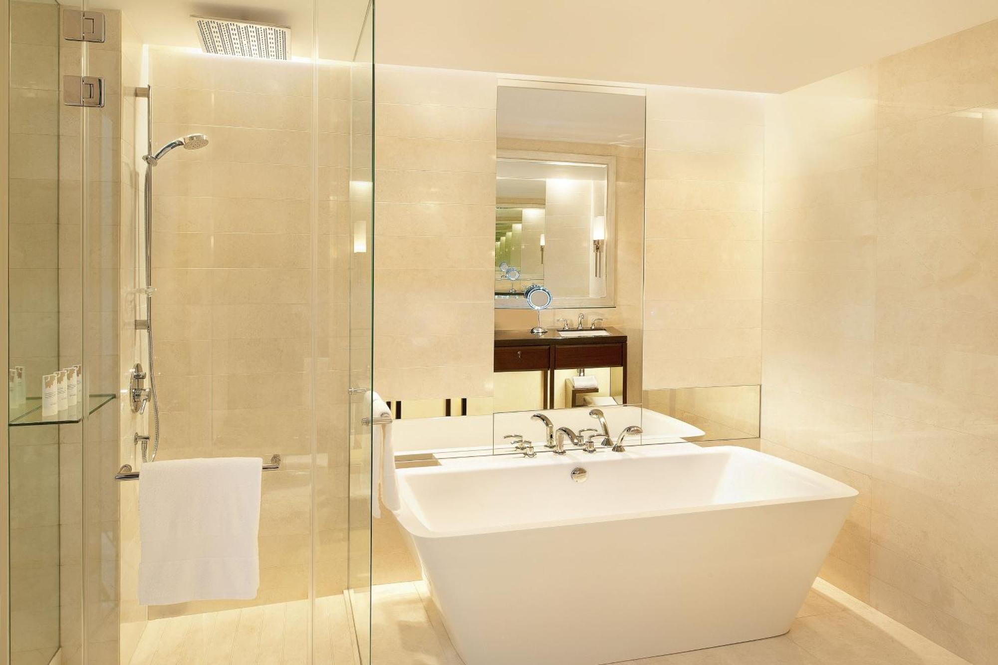 Deluxe Guest Room