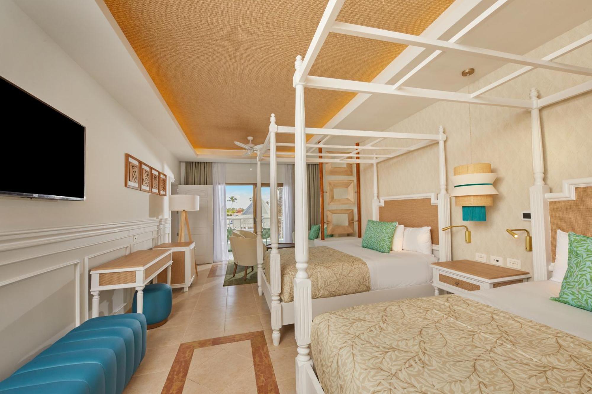 2 Double Beds Deluxe Junior Suite DBL