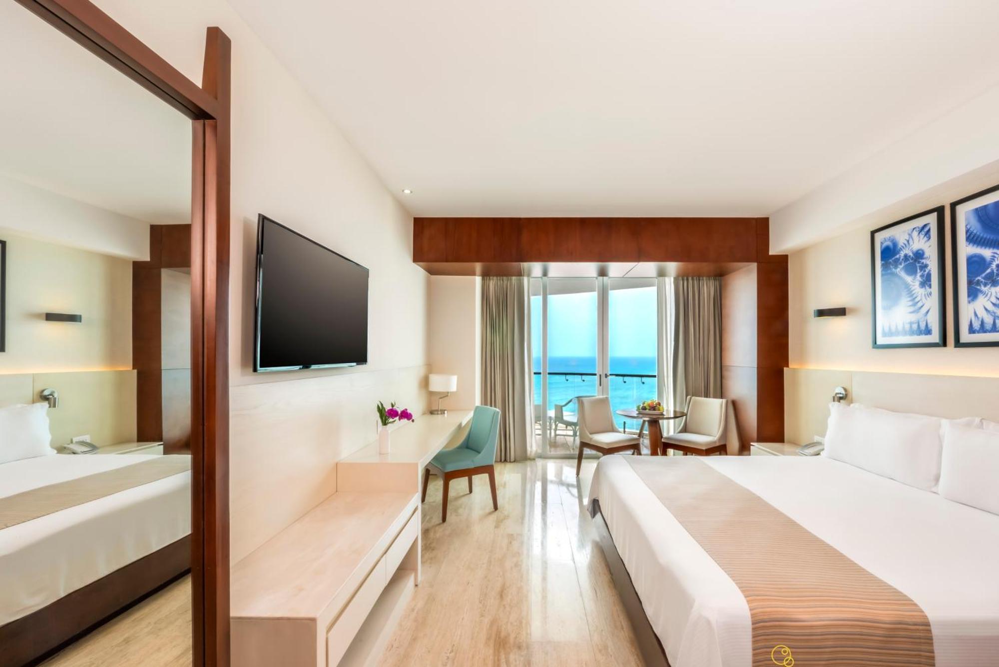 Altitude Suite ocean front