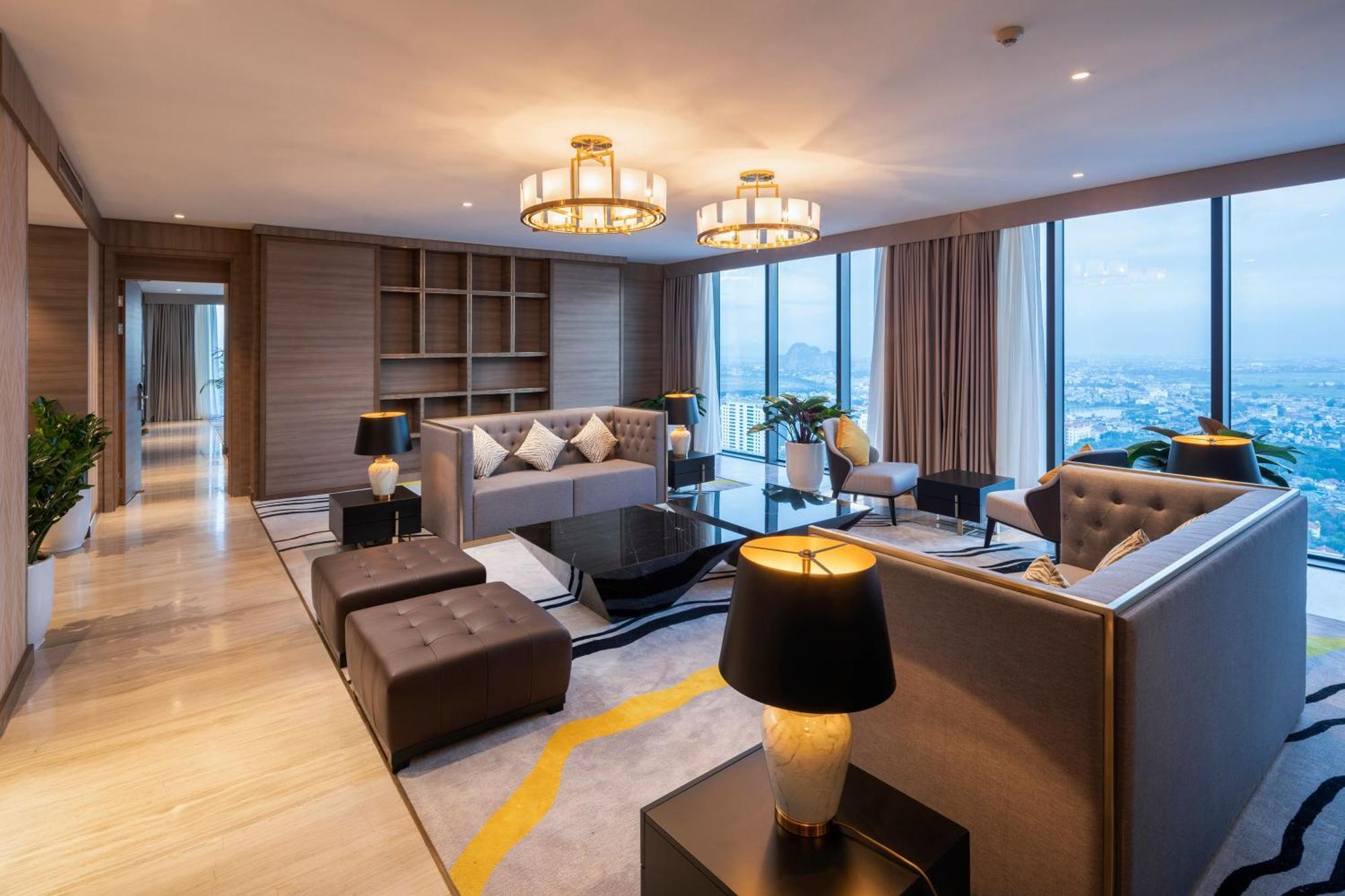 Presidential Suite