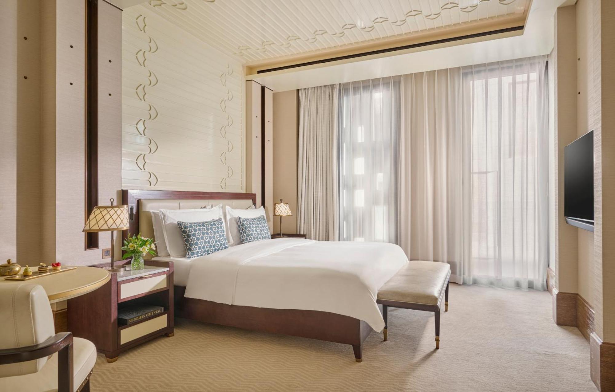 Deluxe Room King