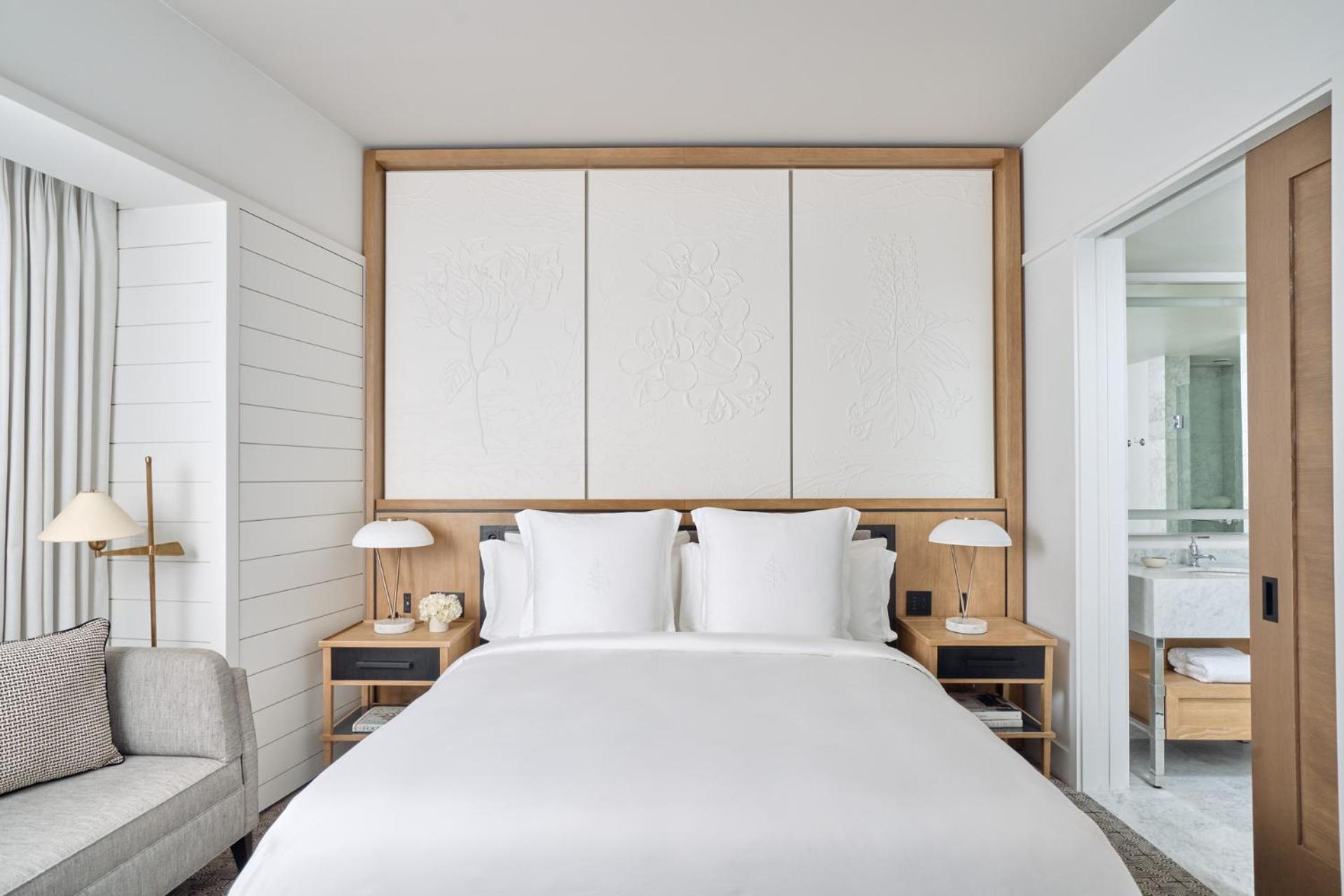 Premier City-View Room King
