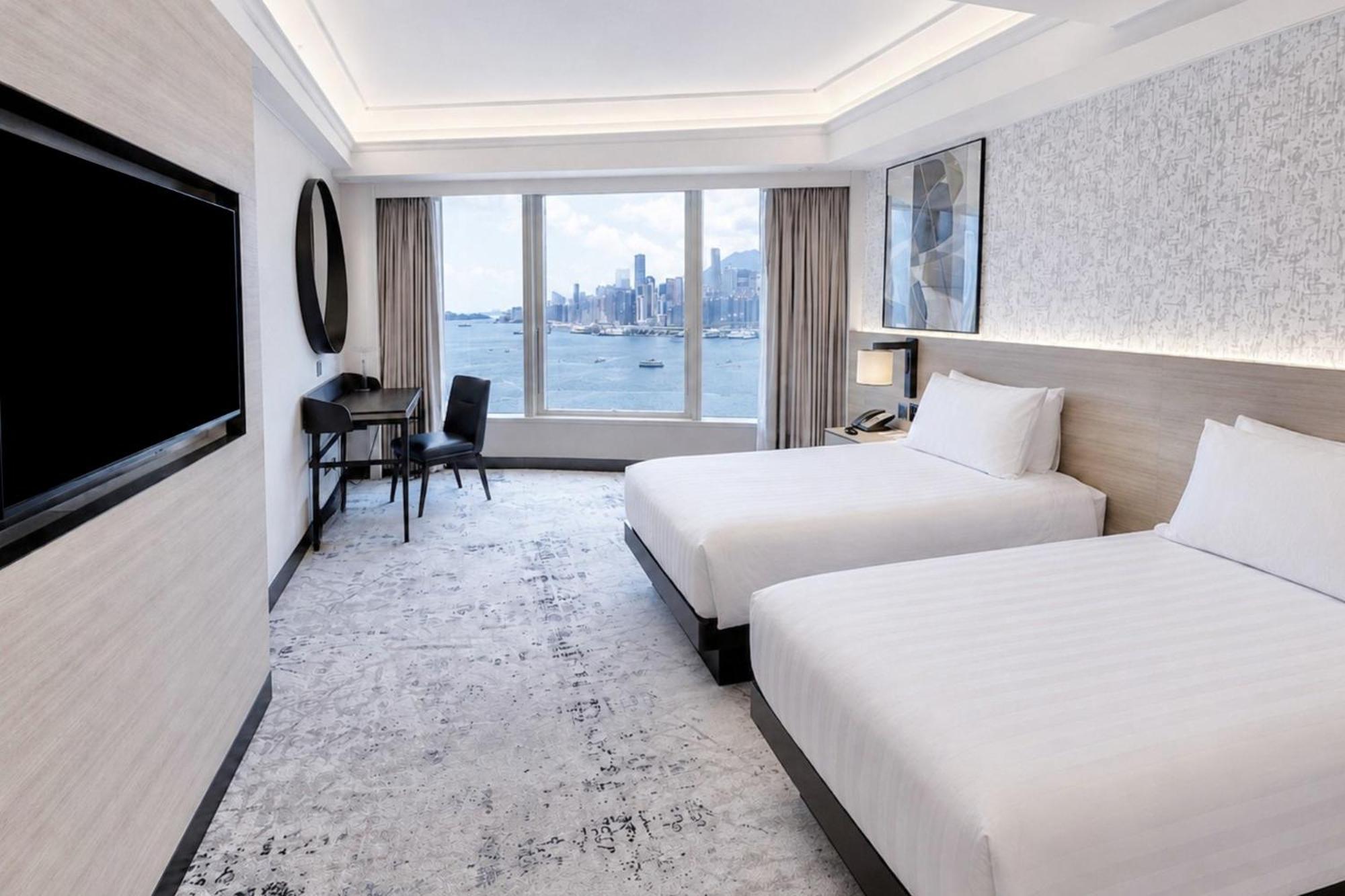 Superior Harbourview Room
