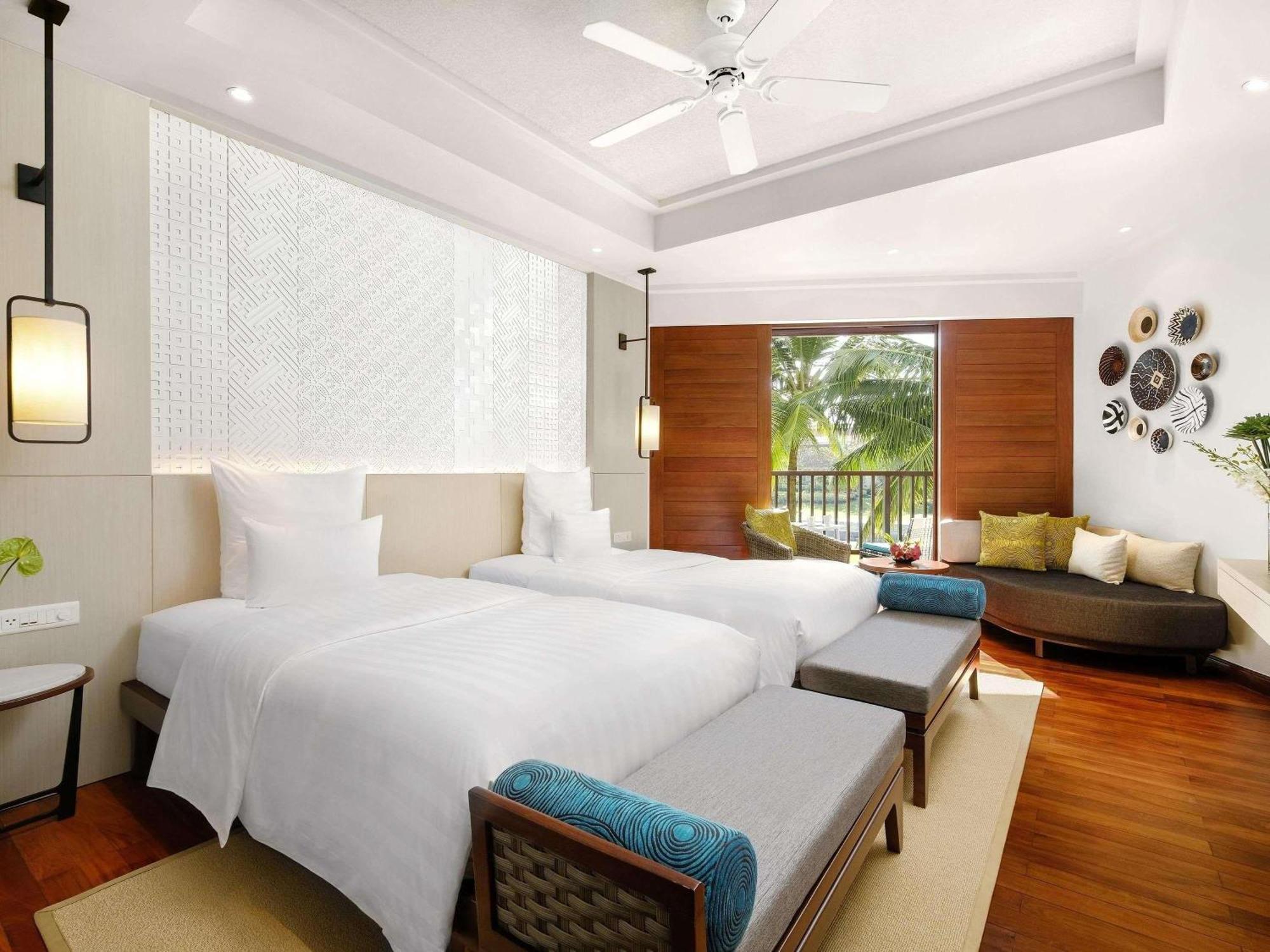Superior Twin Room Balcony