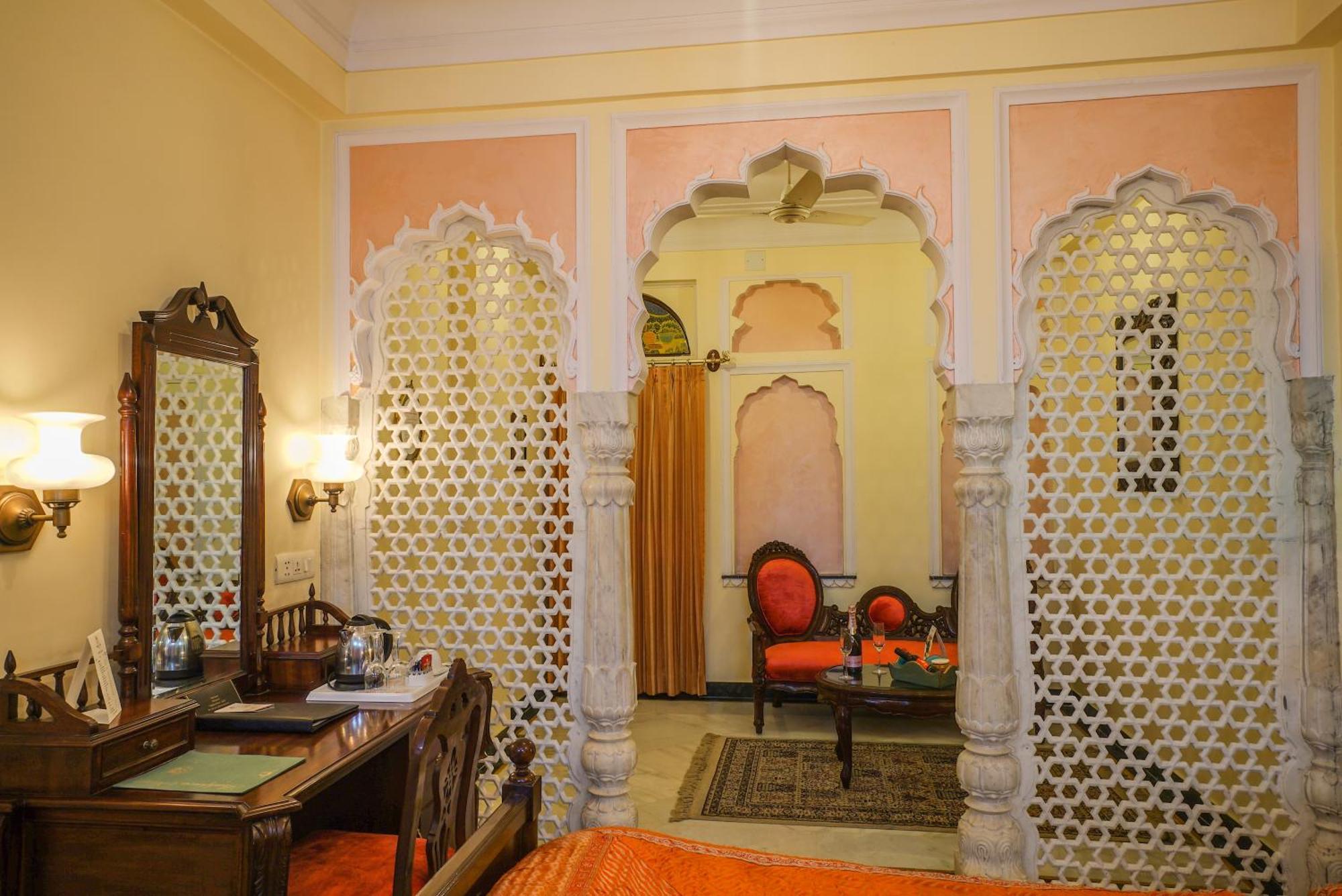 Deluxe Double Room on session of Spa on food & beverage services off On Laundry