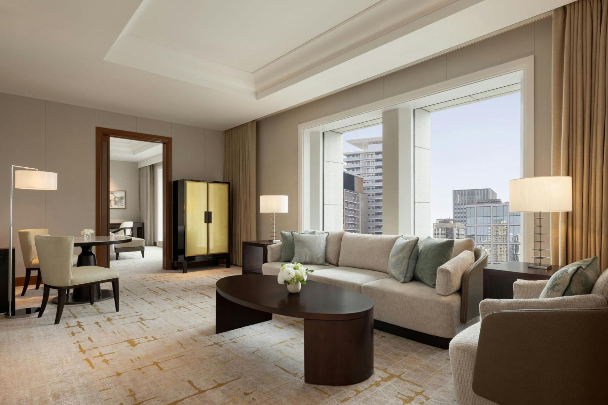 St Regis King Suite City View