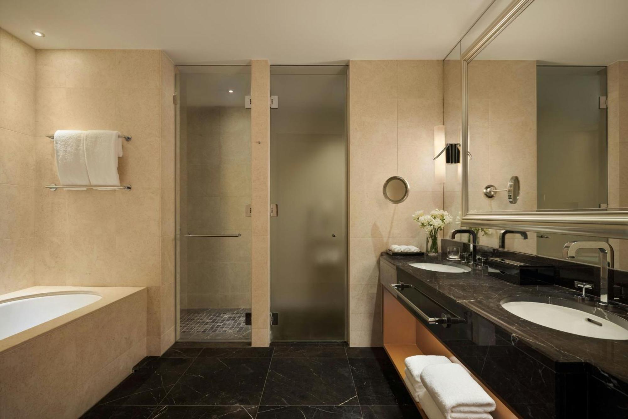 St Regis King Suite City View