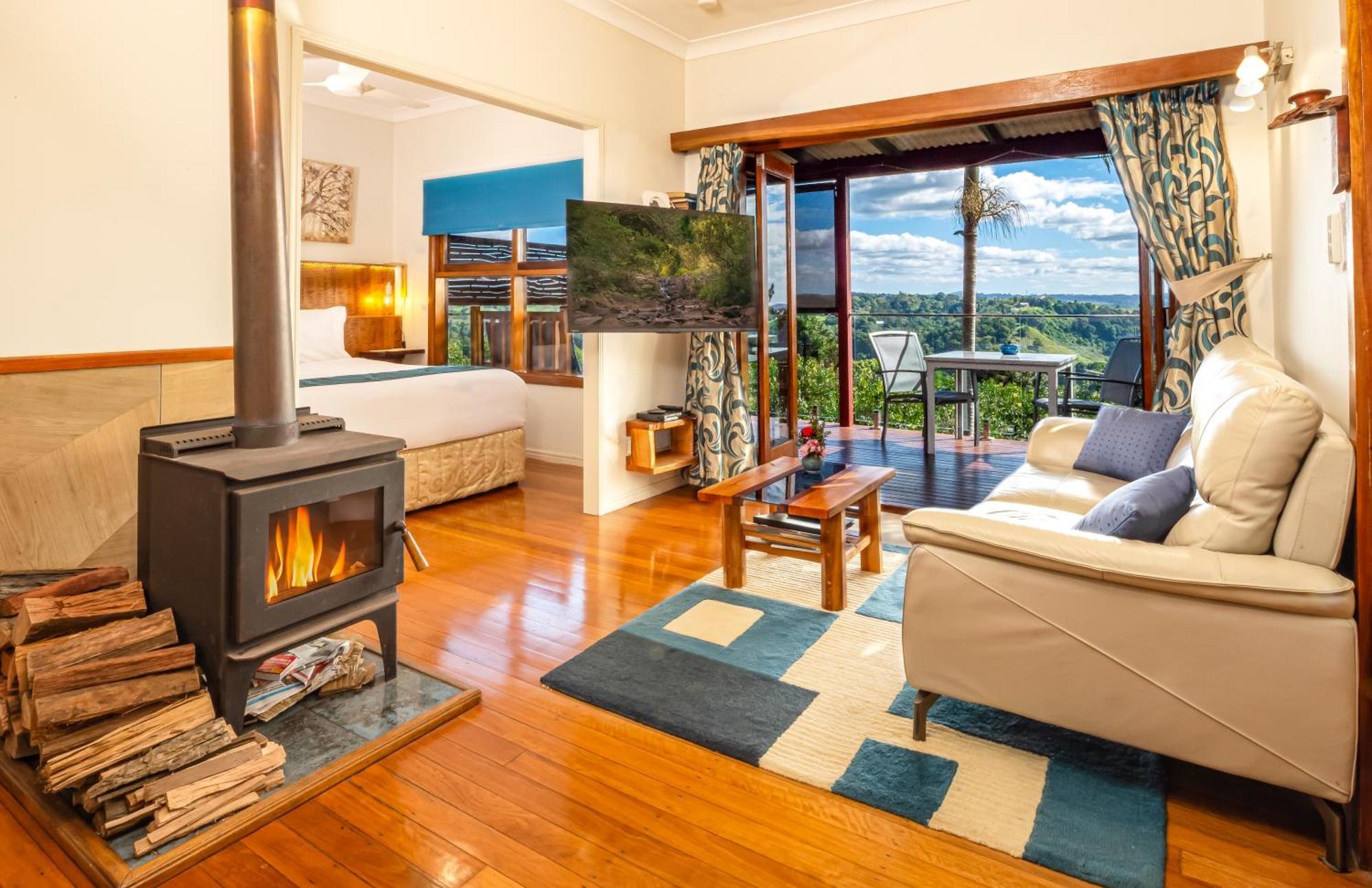 Deluxe Cottage Lake View